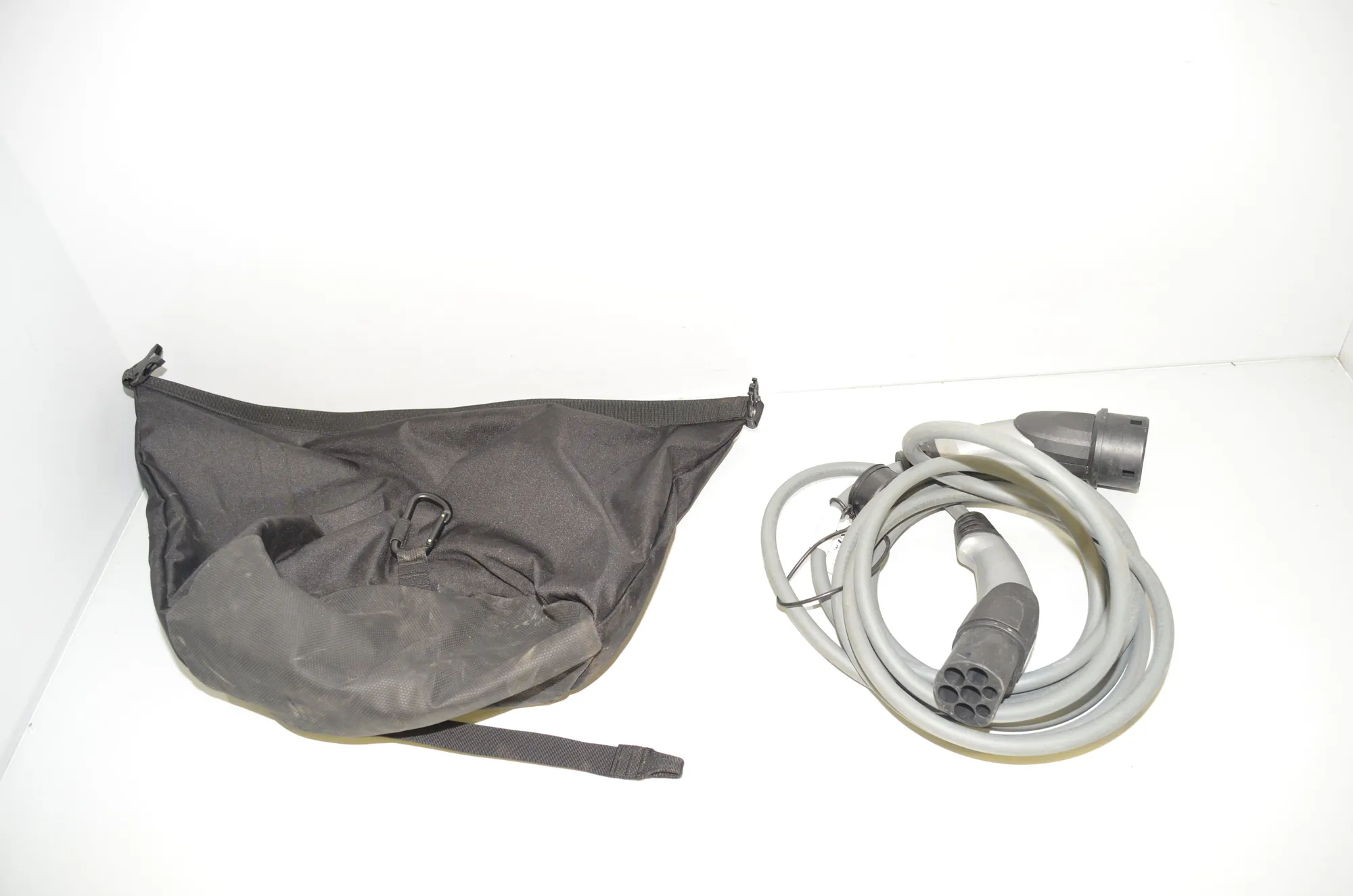 Battery Charging Cable – OEM 905A2A1 · BMW 3 Touring (G21) (2019 - -) 330 e Plug-in-Hybrid 2020