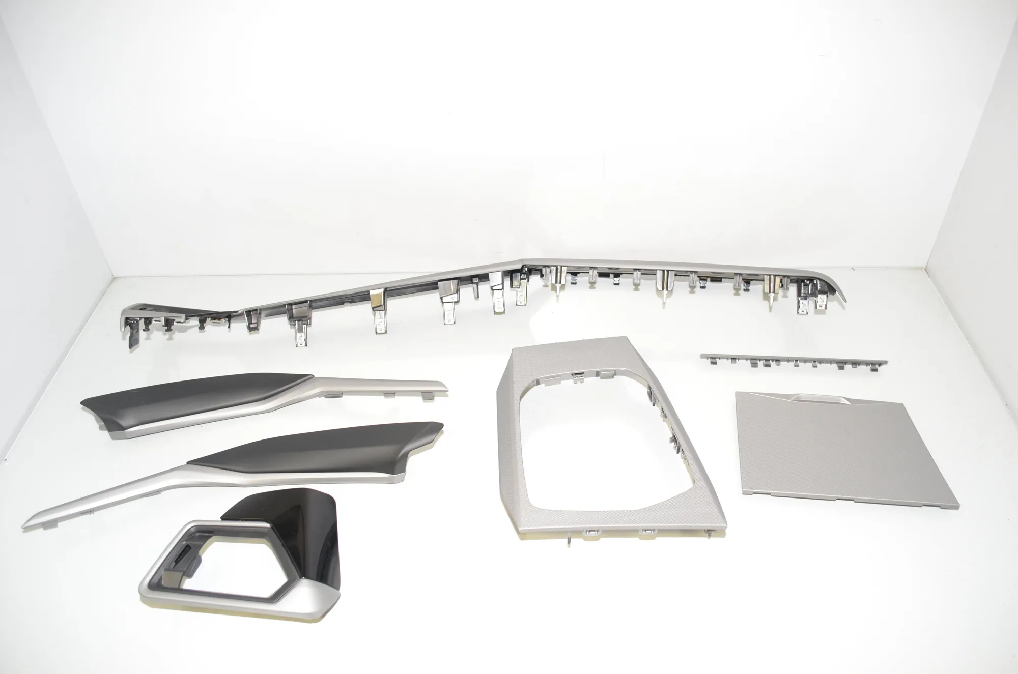 Interior Trim Strips Kit – OEM 6806783 · BMW 3 Touring (G21) (2019 - -) 330 e Plug-in-Hybrid 2020 – 2