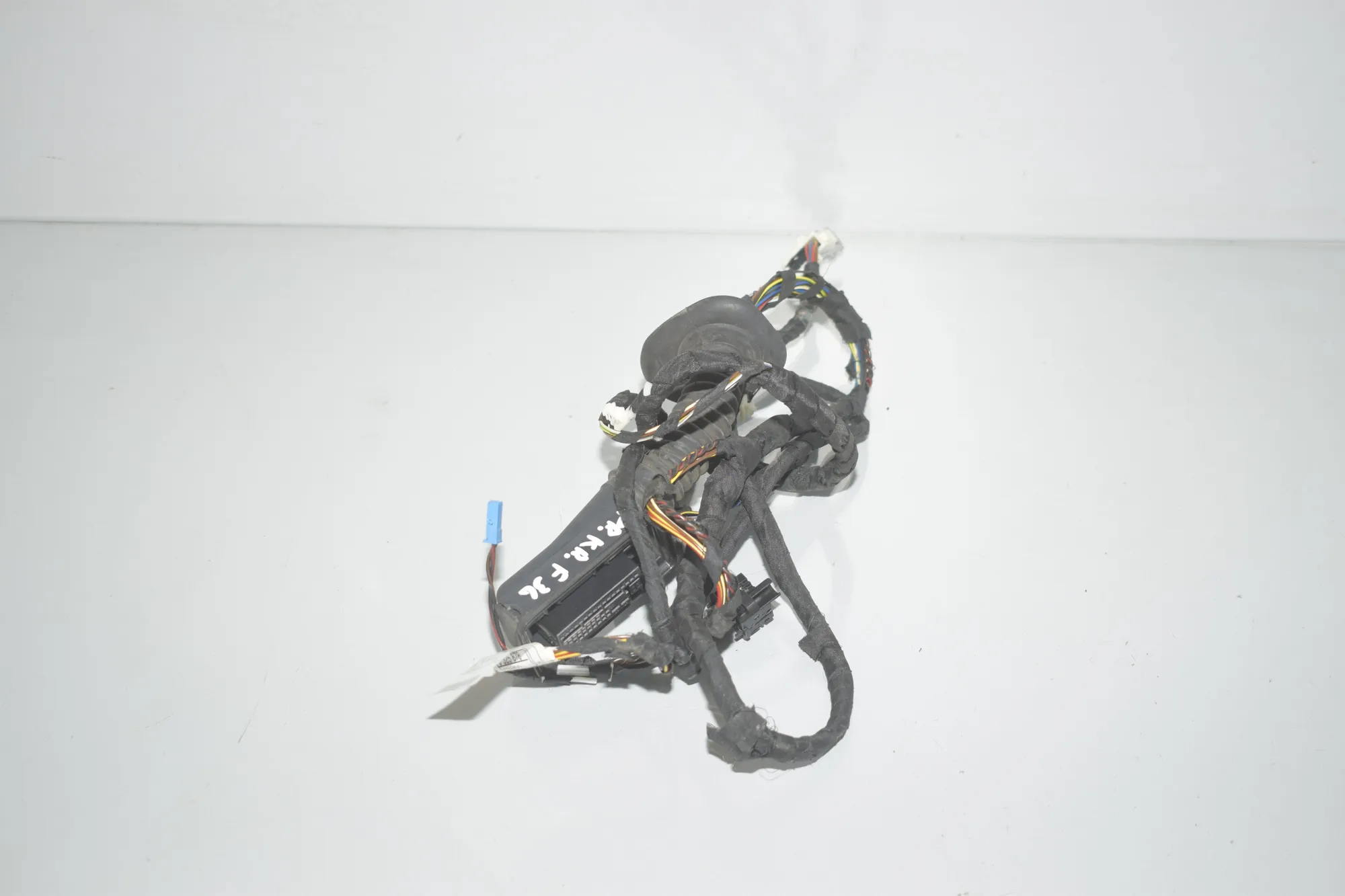 Front Left Door Wiring – OEM 9325878 · BMW 4 Gran Coupe (F36) 418 d 2017 – 4