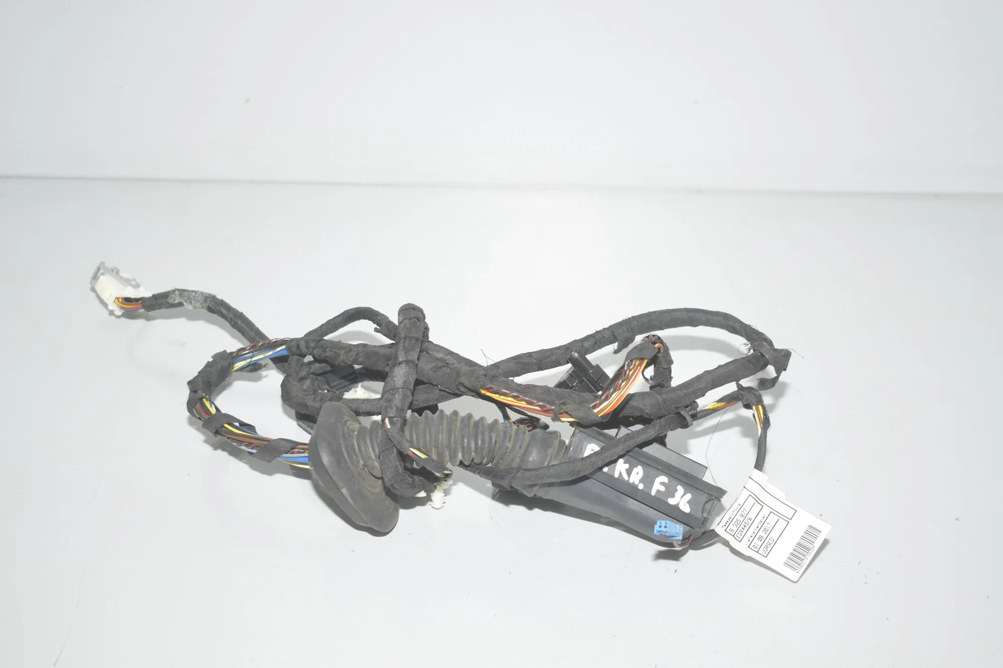 Front Left Door Wiring – OEM 9325878 · BMW 4 Gran Coupe (F36) 418 d 2017