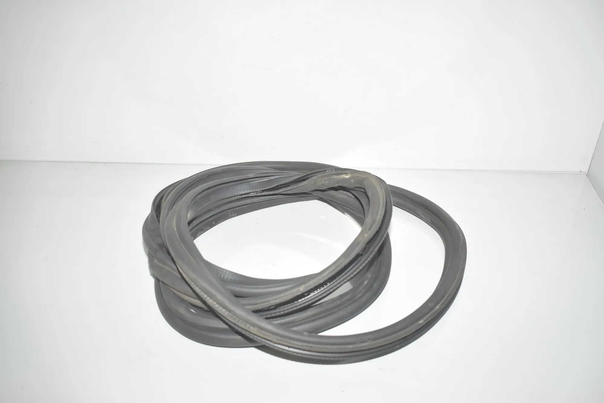 Tailgate Rubber Seal – OEM 7398238 · BMW 4 Gran Coupe (F36) 418 d 2017 – 2