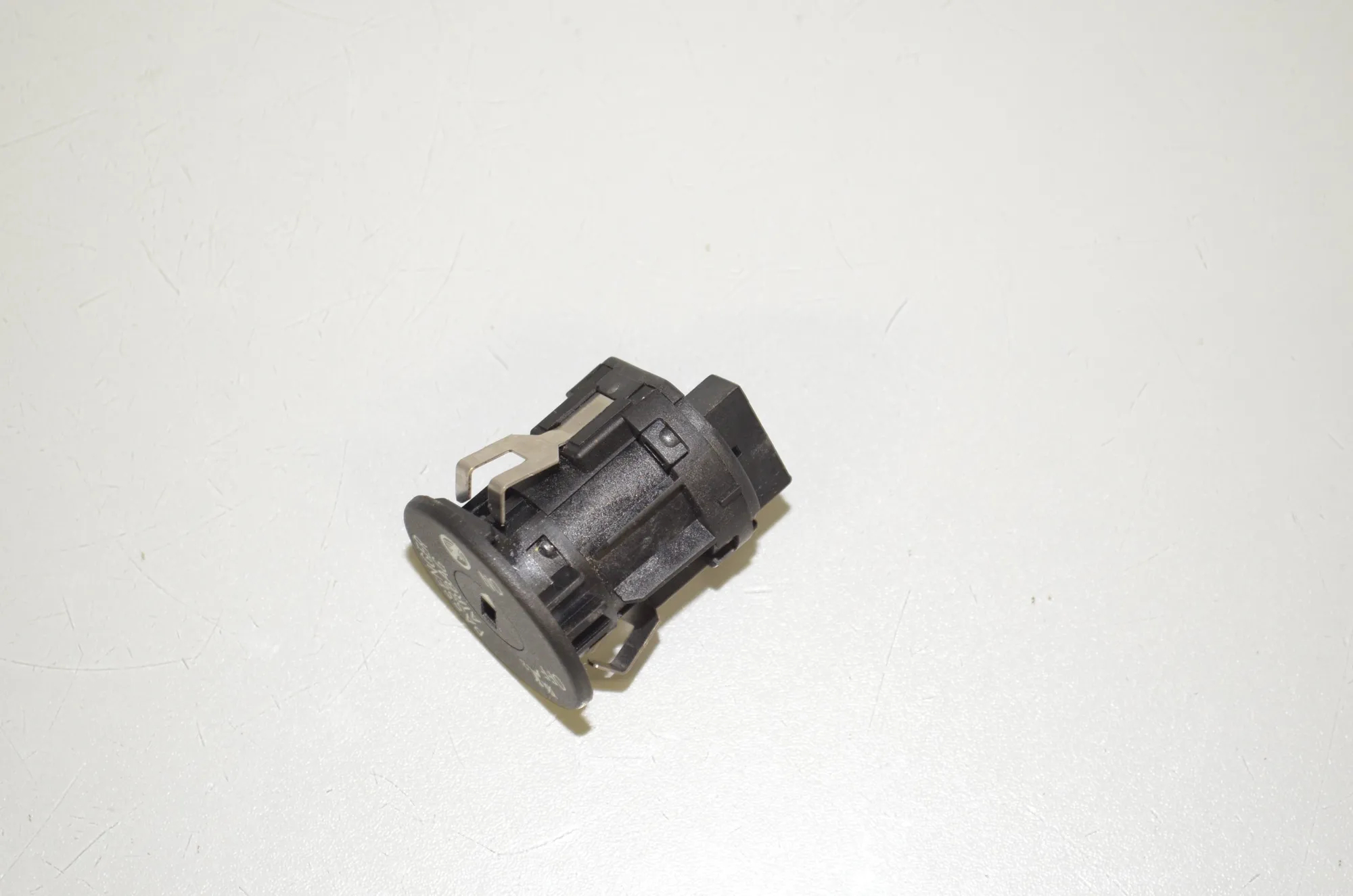 SRS Switch – OEM 9483731 · BMW 3 Touring (G21) (2019 - -) 330 e Plug-in-Hybrid 2020 – 4