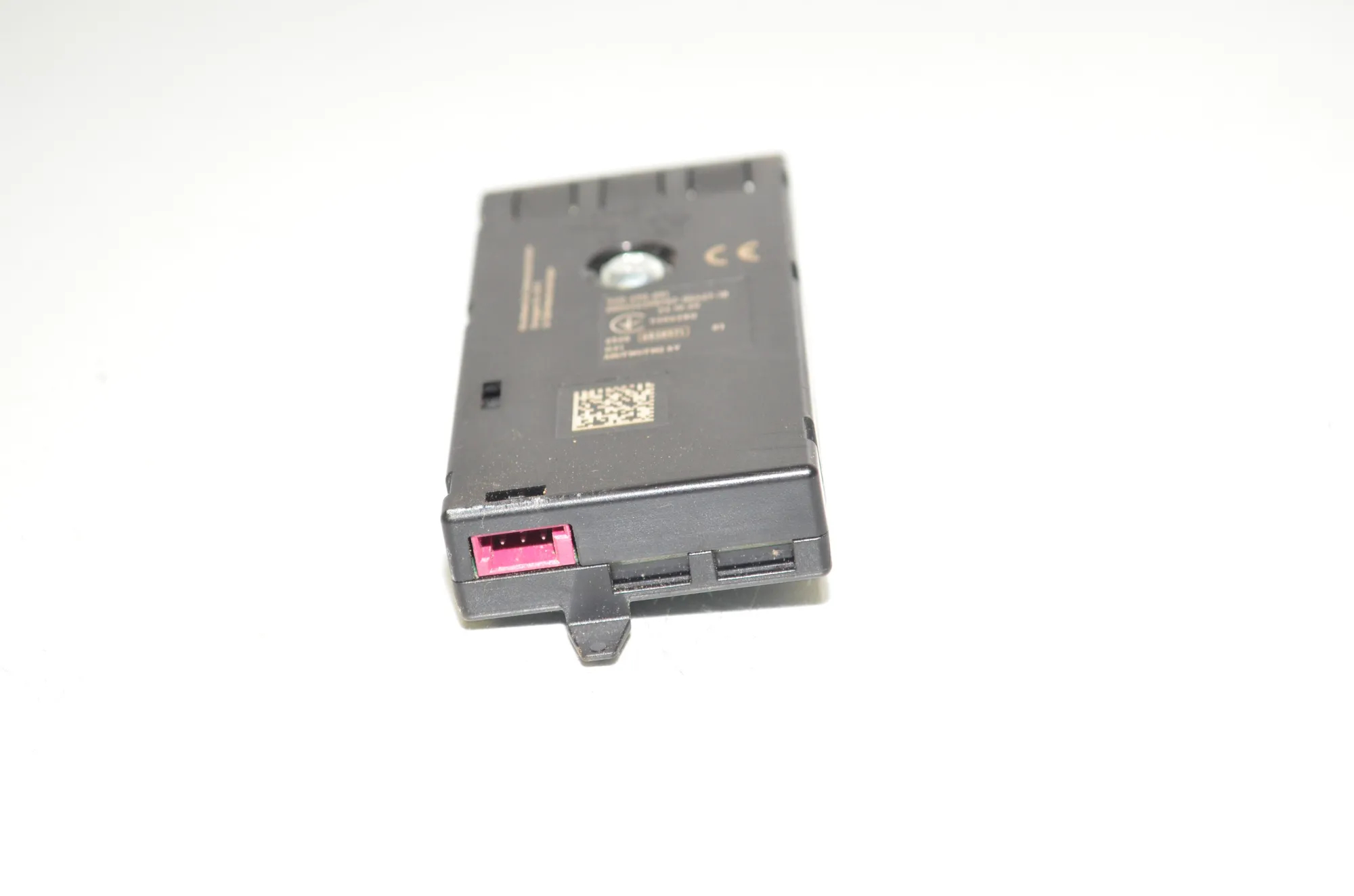 Antenna Amplifier – OEM 6838571 · BMW 3 Touring (G21) (2019 - -) 330 e Plug-in-Hybrid 2020 – 4