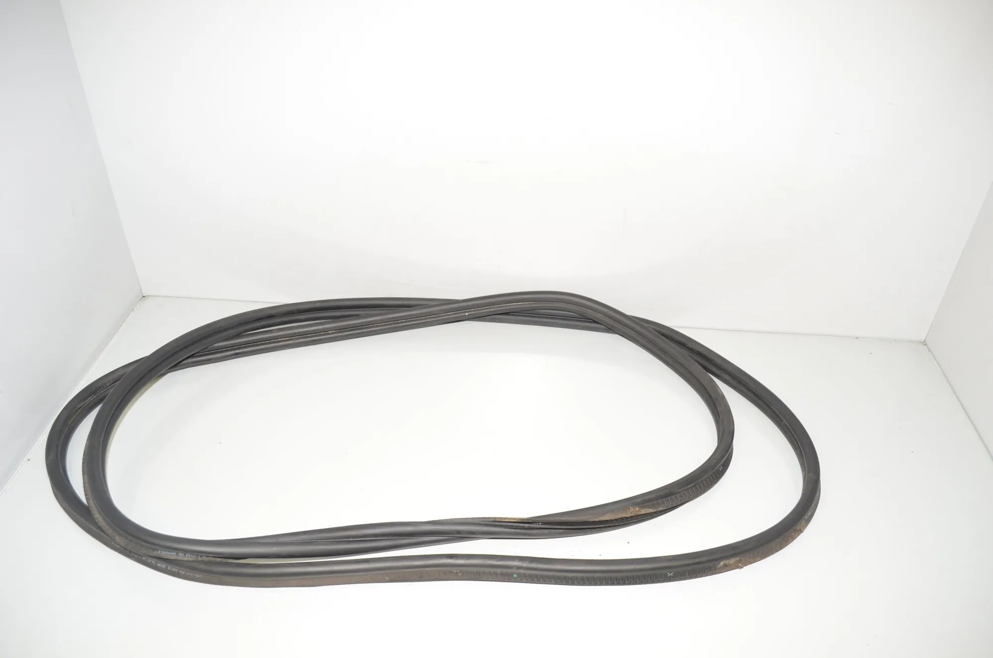 Tailgate Rubber Seal – OEM 7237488 · BMW 5 Gran Turismo (F07) 530 d 2014 – 2