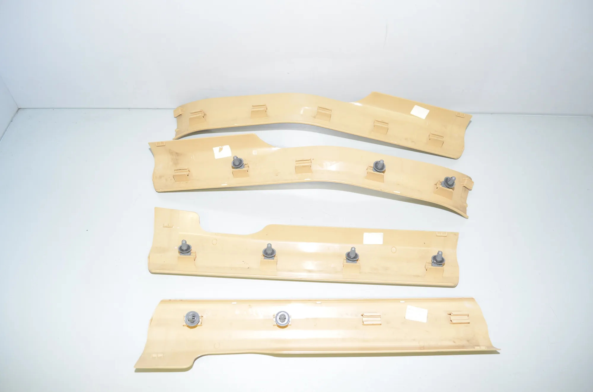 Front Right Interior Step Trim – OEM 9138916 · BMW 5 Gran Turismo (F07) 530 d 2014 – 4