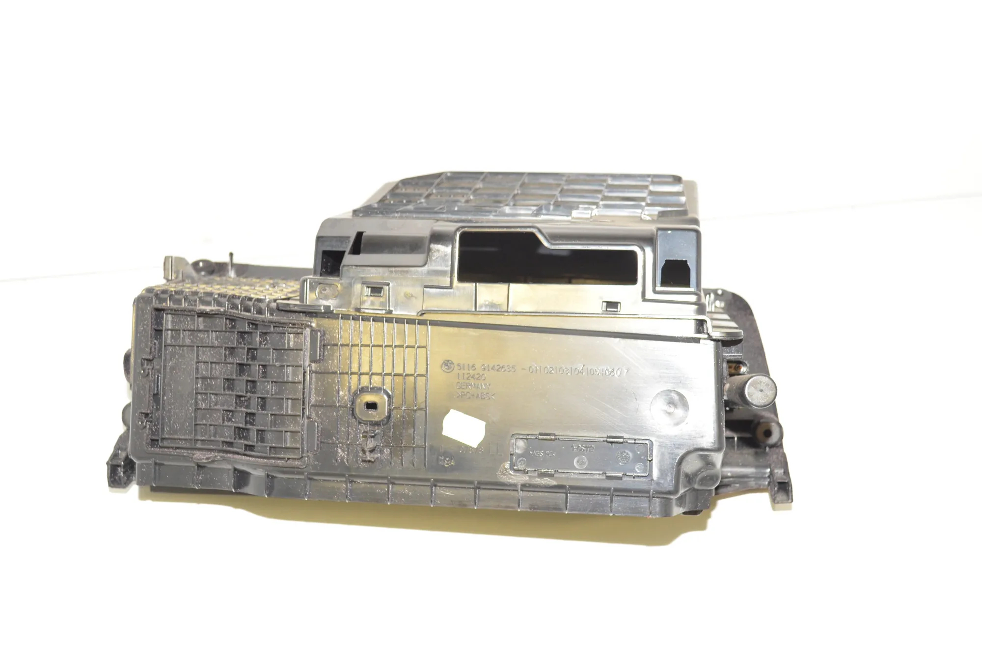 Glove Compartment – OEM 9142635 · BMW 5 Gran Turismo (F07) 530 d 2014 – 3