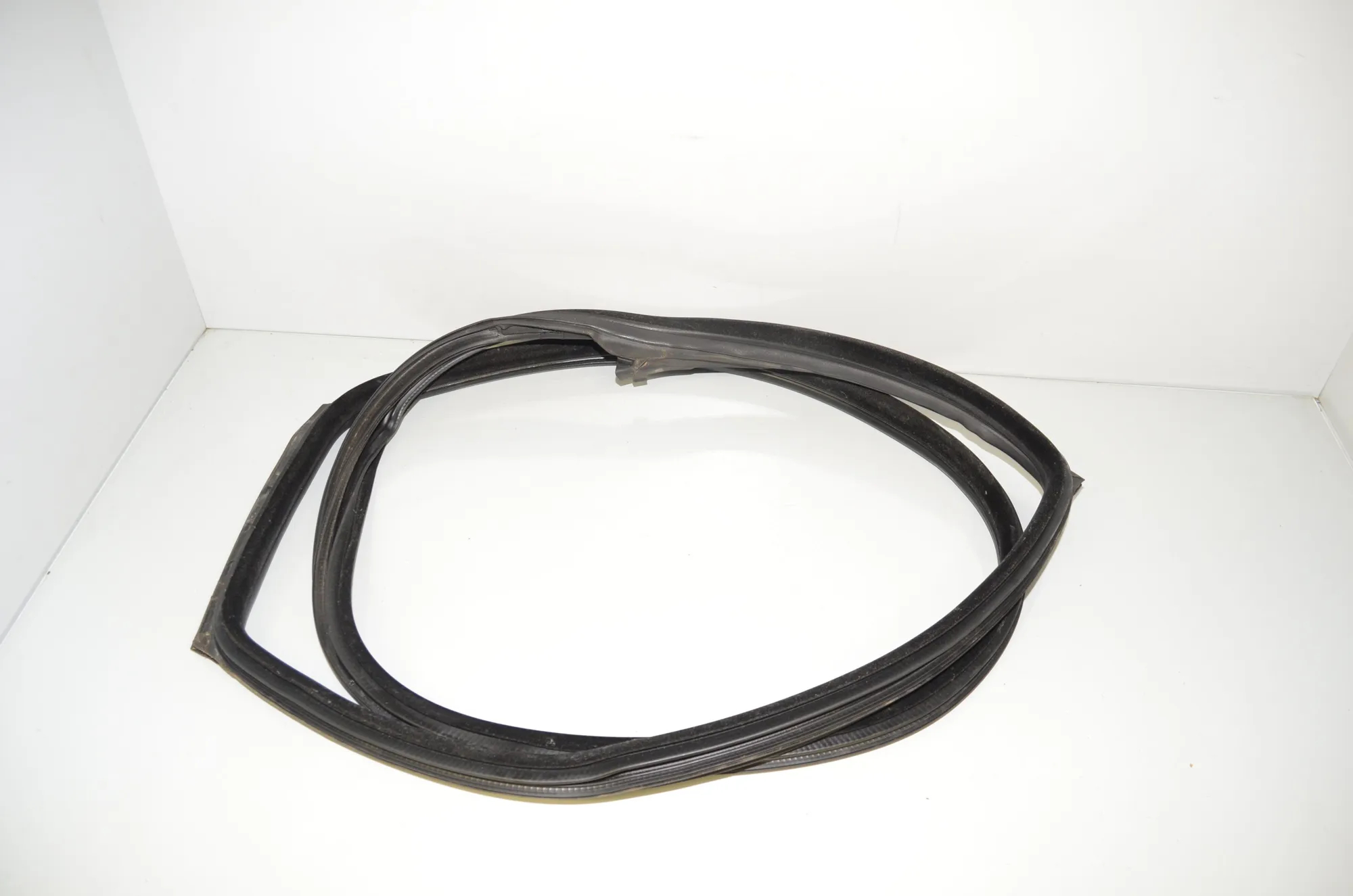 Rear Right Door Seal Rubber – OEM 7226398 · BMW 5 Gran Turismo (F07) 530 d 2014 – 4