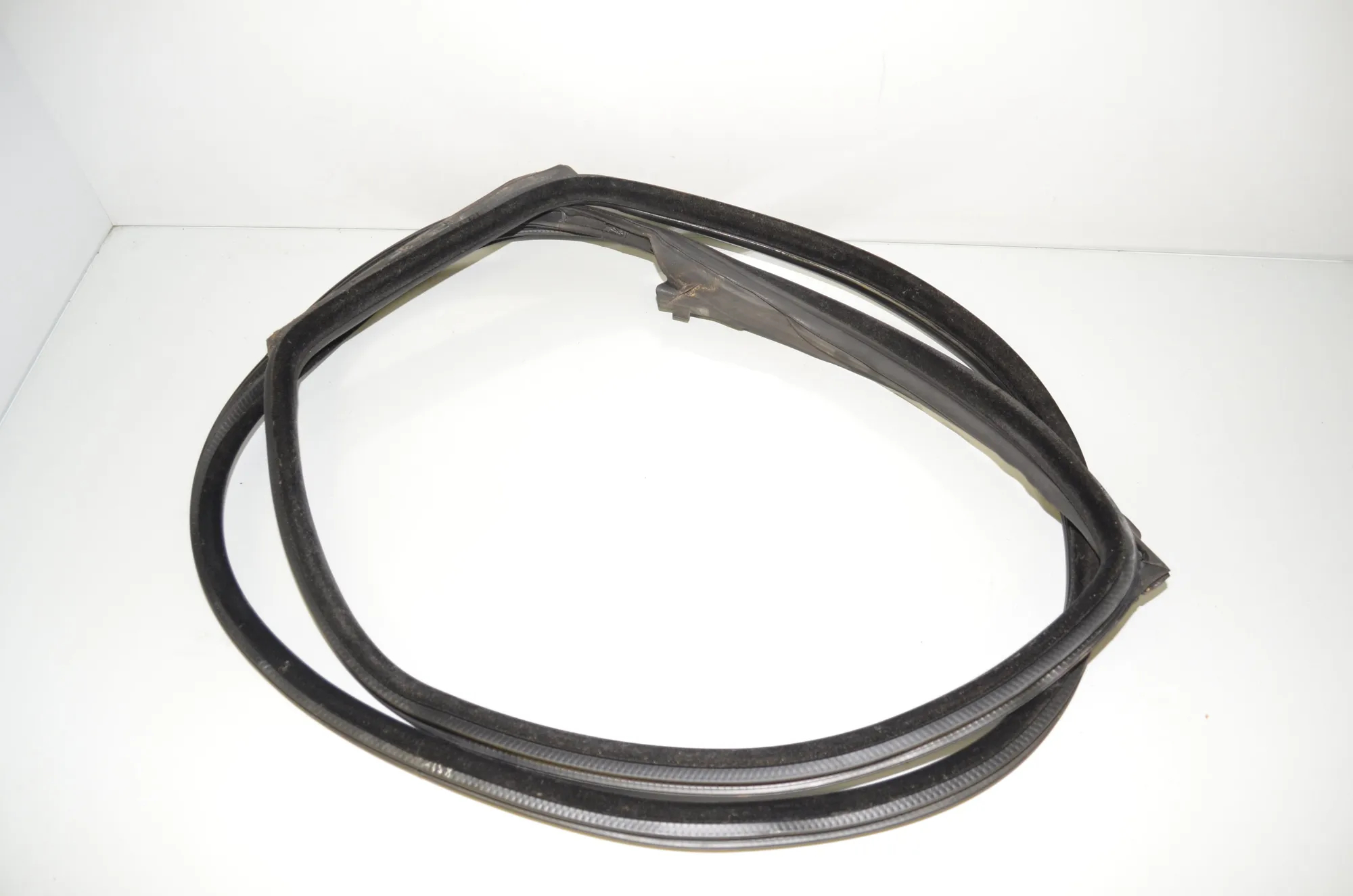 Rear Right Door Seal Rubber – OEM 7226398 · BMW 5 Gran Turismo (F07) 530 d 2014 – 5