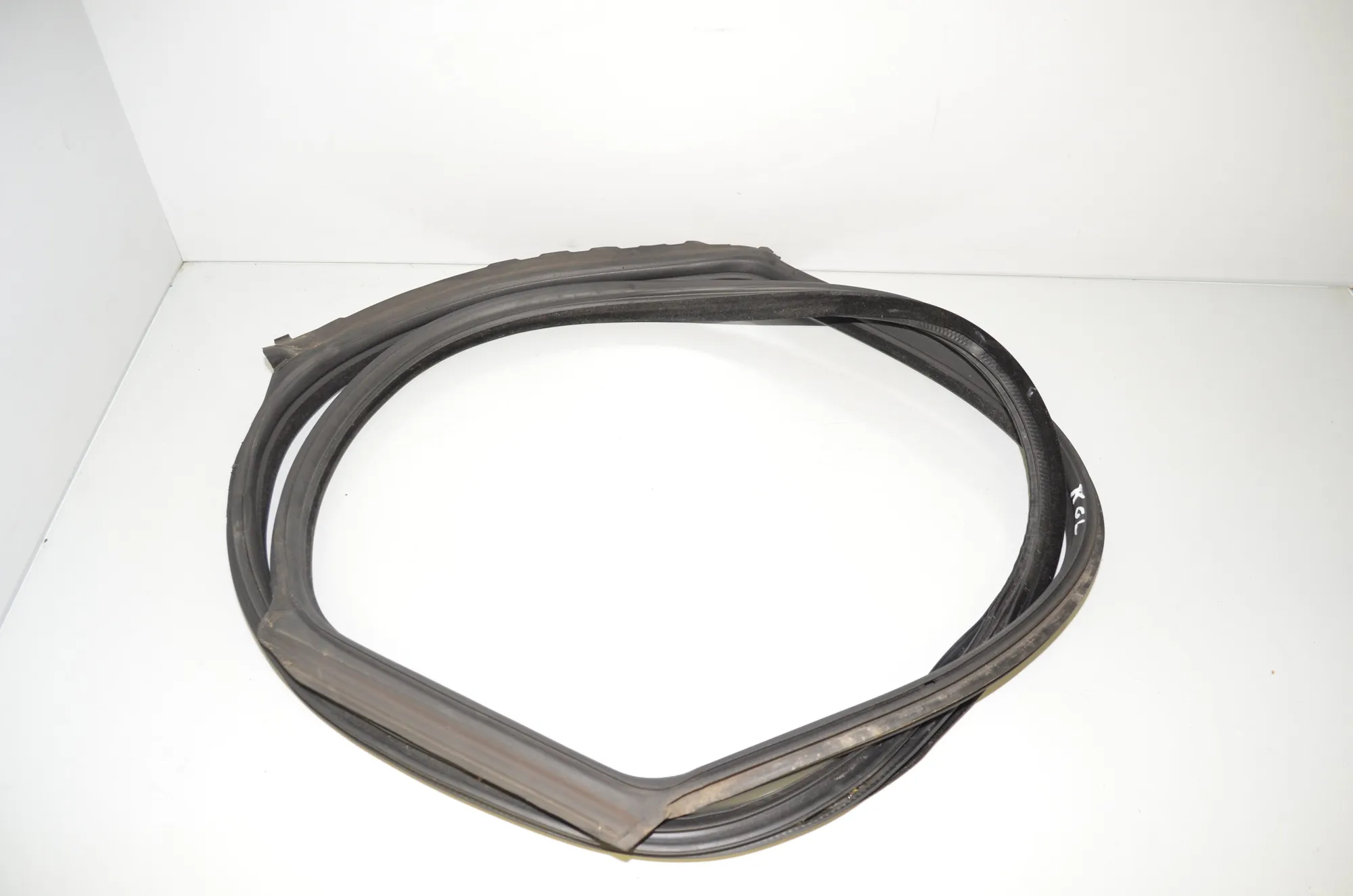 Rear Left Door Seal Rubber – OEM 7226397 · BMW 5 Gran Turismo (F07) 530 d 2014 – 4