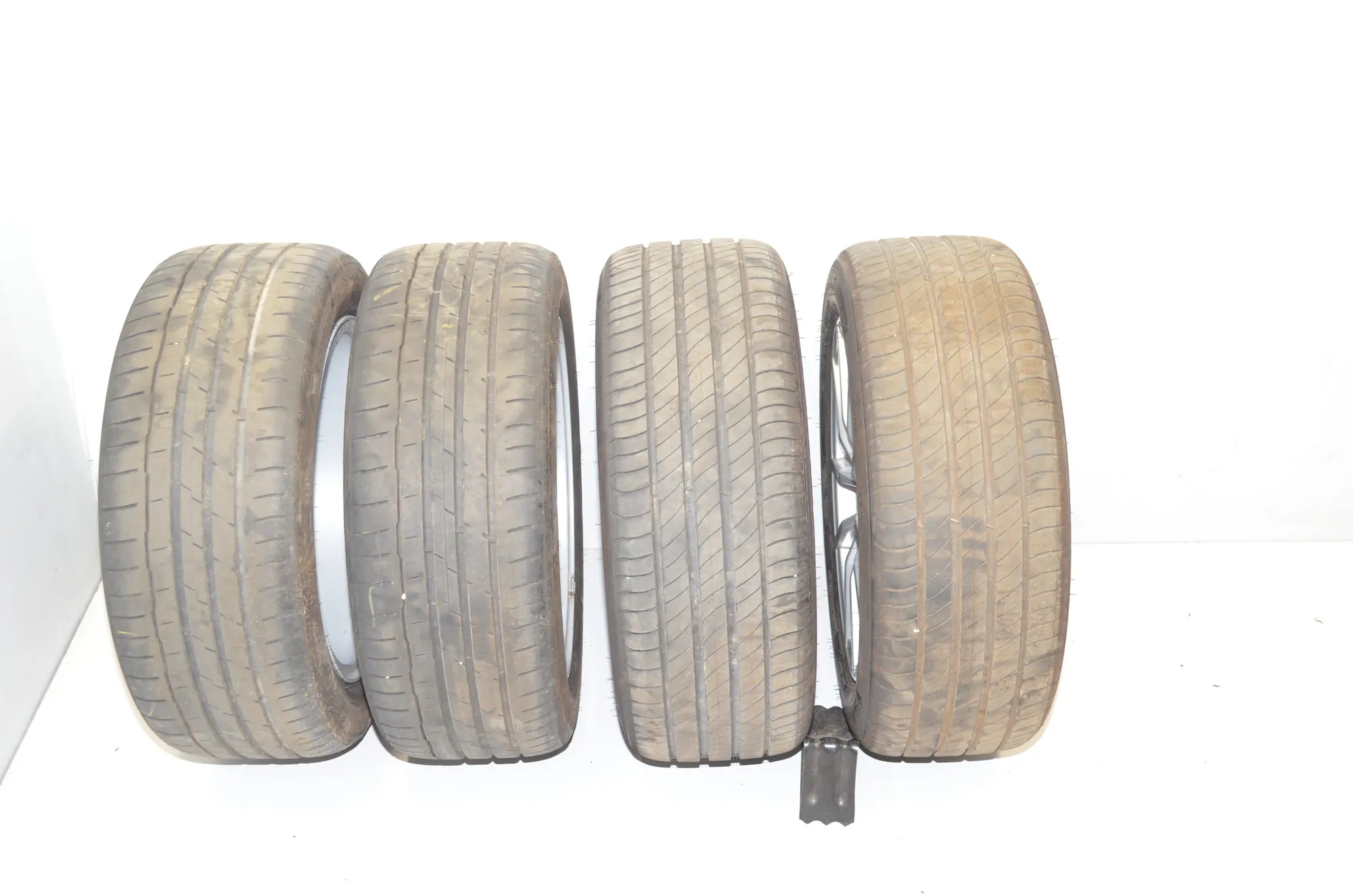 Alloy Wheel Set – OEM 36116883520 · BMW 3 Touring (G21) BMW 3 Touring (G21) 318 d 2020 – 20