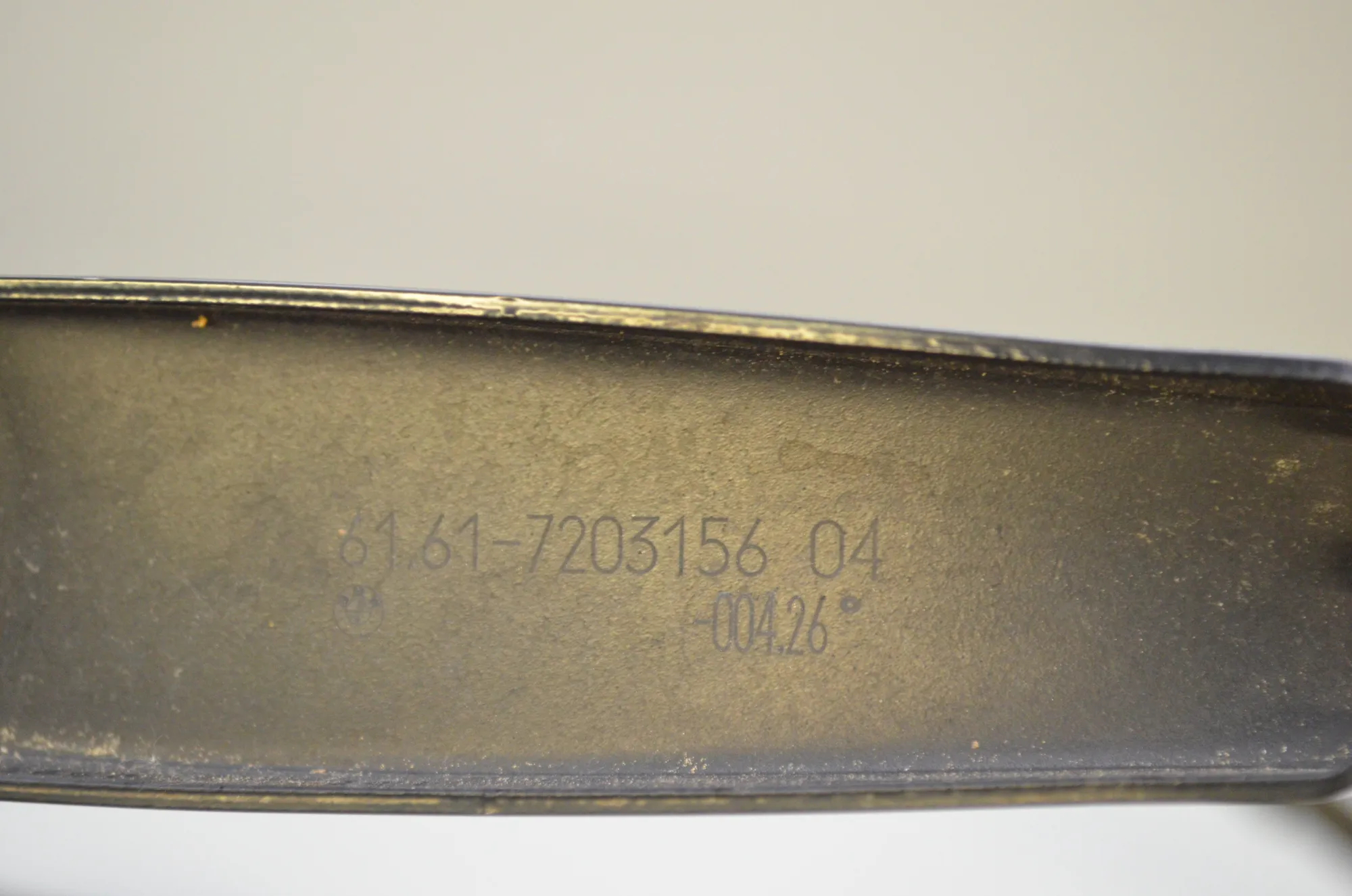 Front Wiper Arms – OEM 7182459 · BMW 5 Touring (F11) 530 d xDrive 2013 – 6