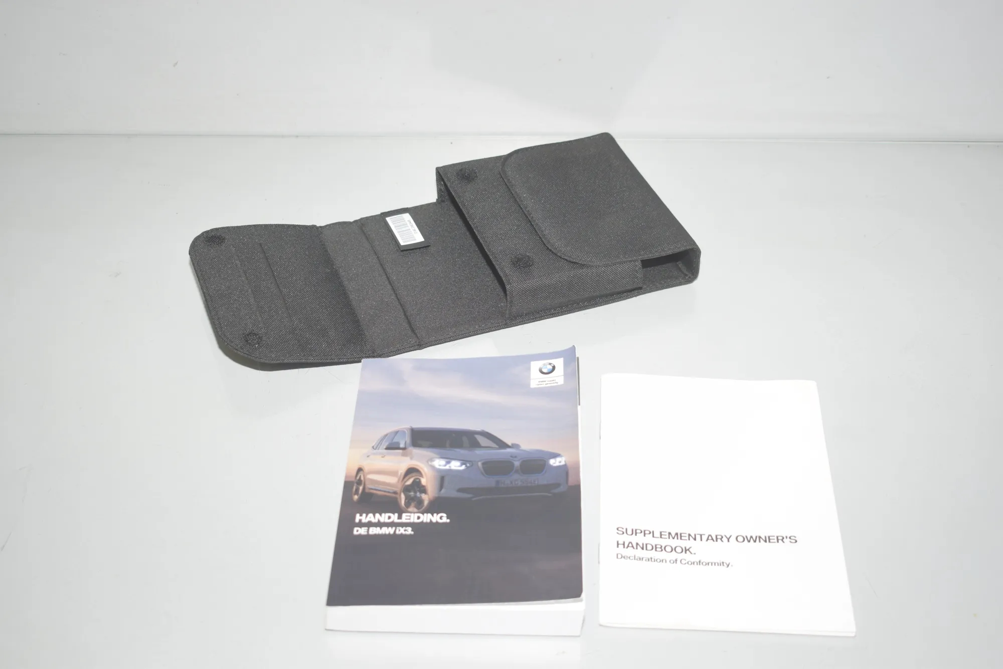 Manual Service Book – OEM 5A1EF64 · BMW X3 (G01, F97) BMW X3 (G01, F97) sDrive 20 d 2020 – 3