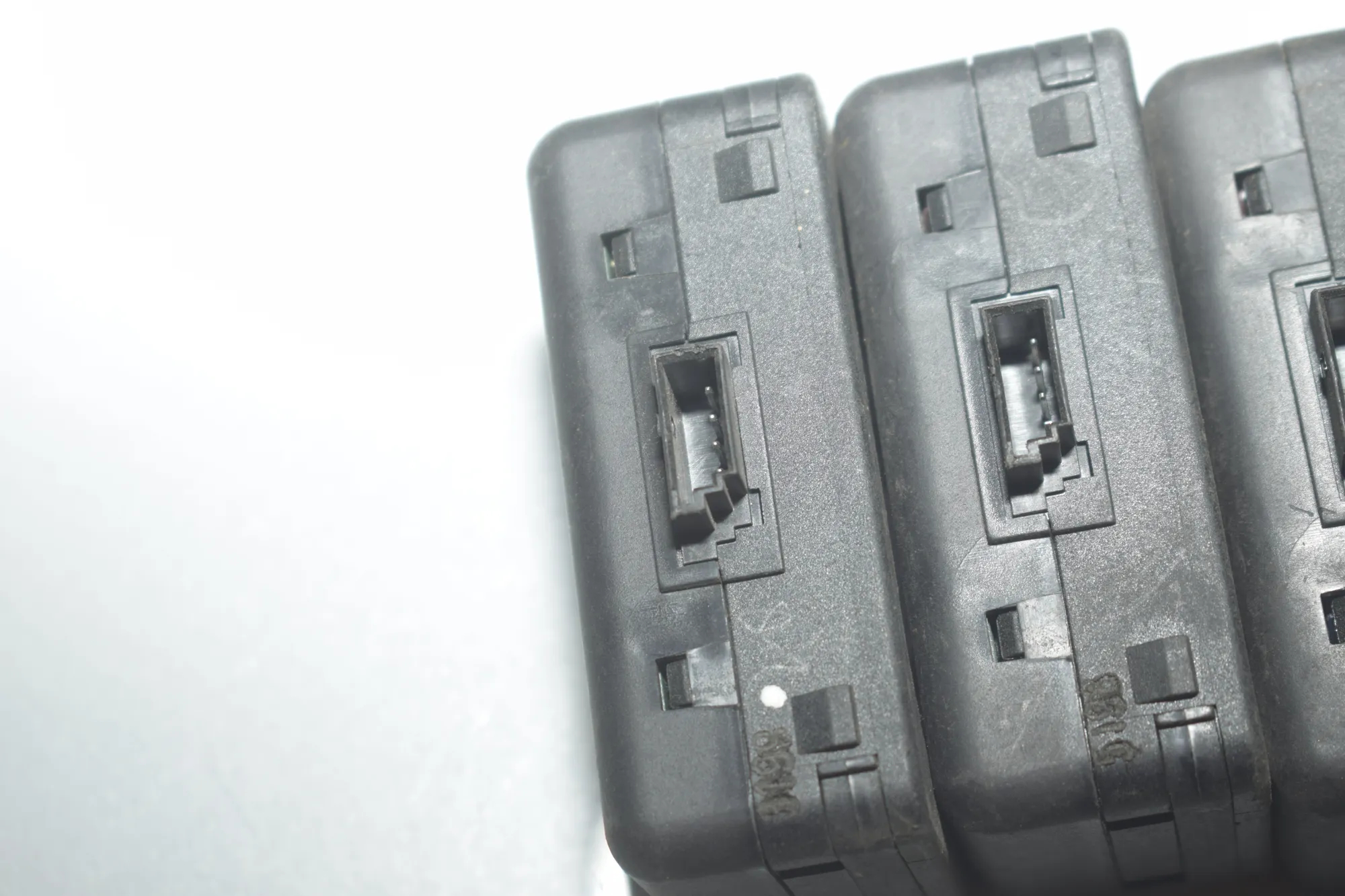Rain Sensor – OEM 8382468 · BMW 5 (E39) BMW 5 (E39) 520 d 2003 – 4