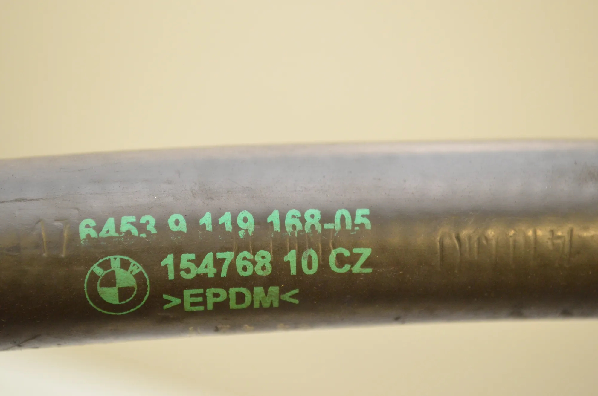 Coolant Hose Pipe – OEM 9119178 · BMW 5 Touring (F11) 525 d 2010 – 8