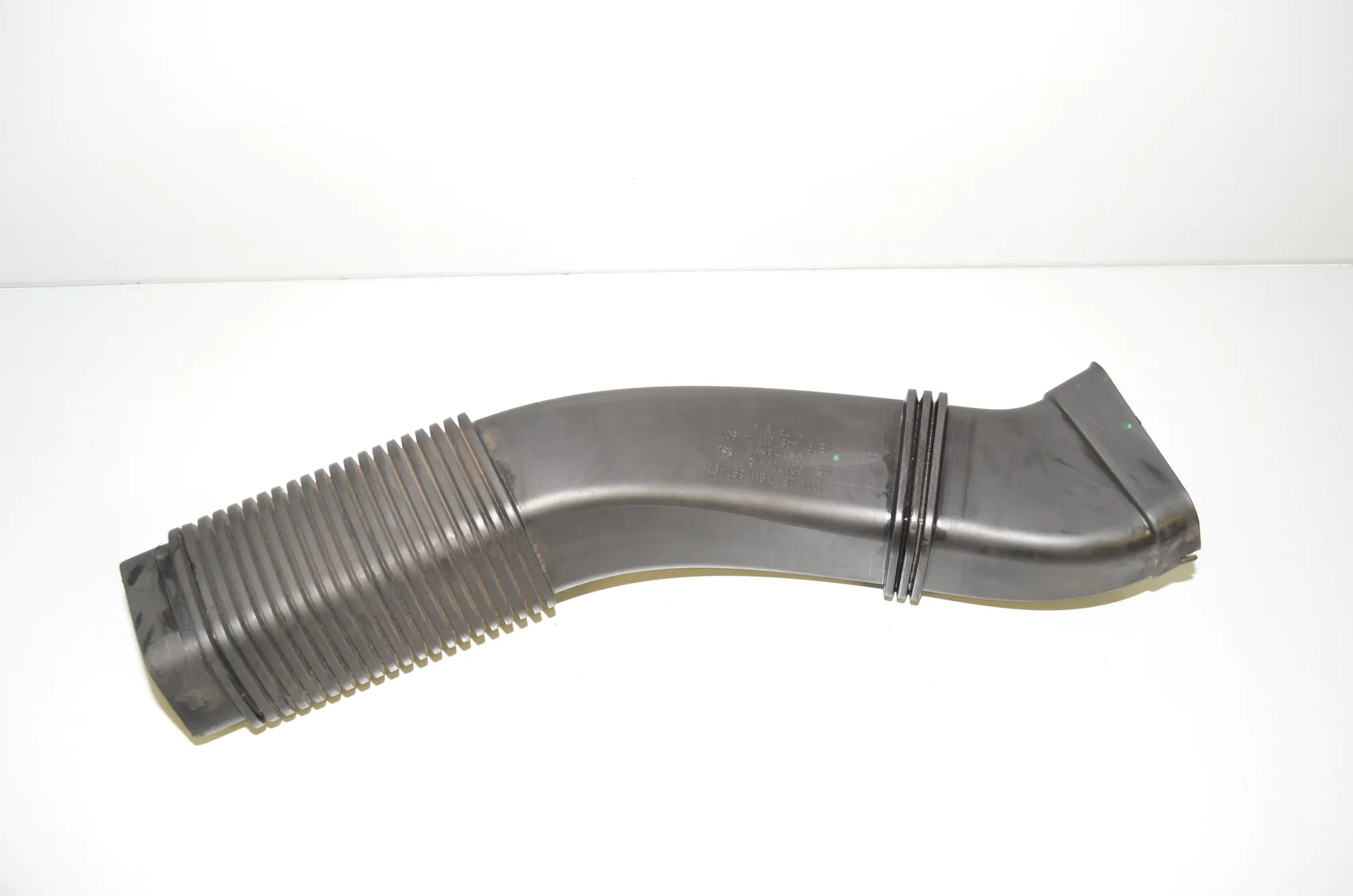 Air Intake Tube – OEM 7811597 · BMW 5 Touring (F11) 525 d 2010 – 3