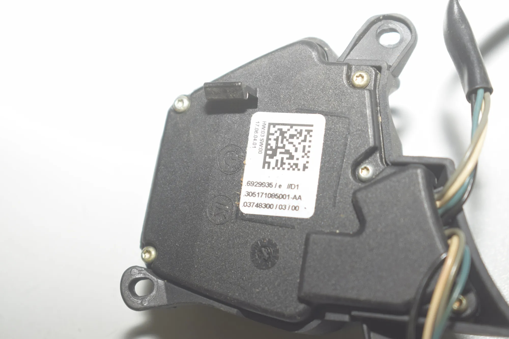 Steering Wheel Button Switches – OEM 6929935 · BMW X5 (E53) BMW X5 (E53) 3.0 d 2003 – 6