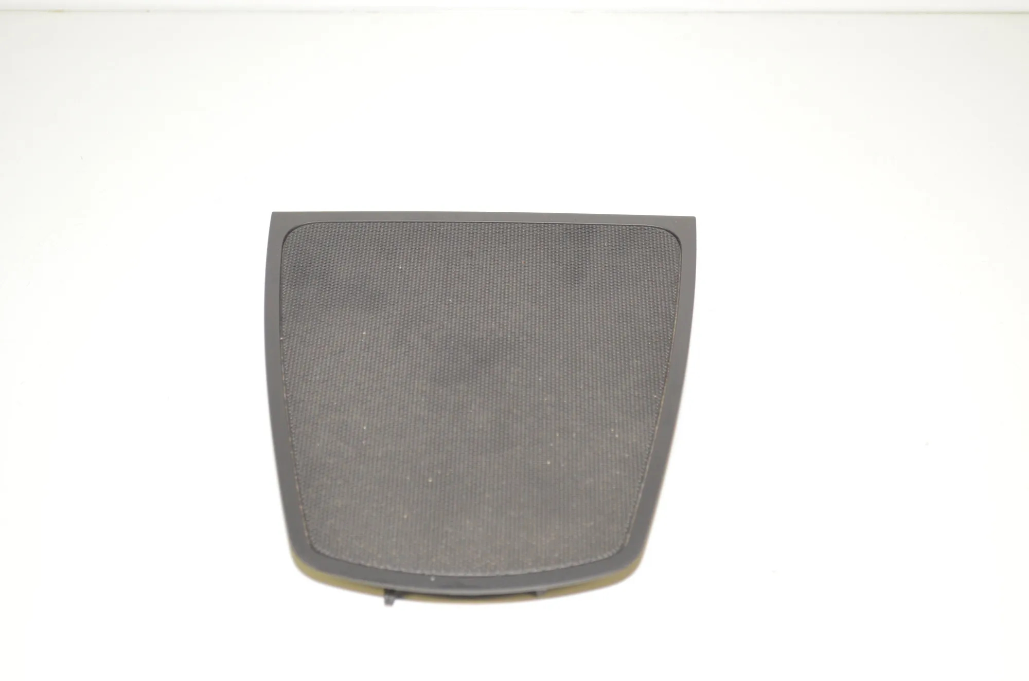 Loudspeaker Cover – OEM 9166643 · BMW 5 Touring (F11) 525 d 2010 – 2