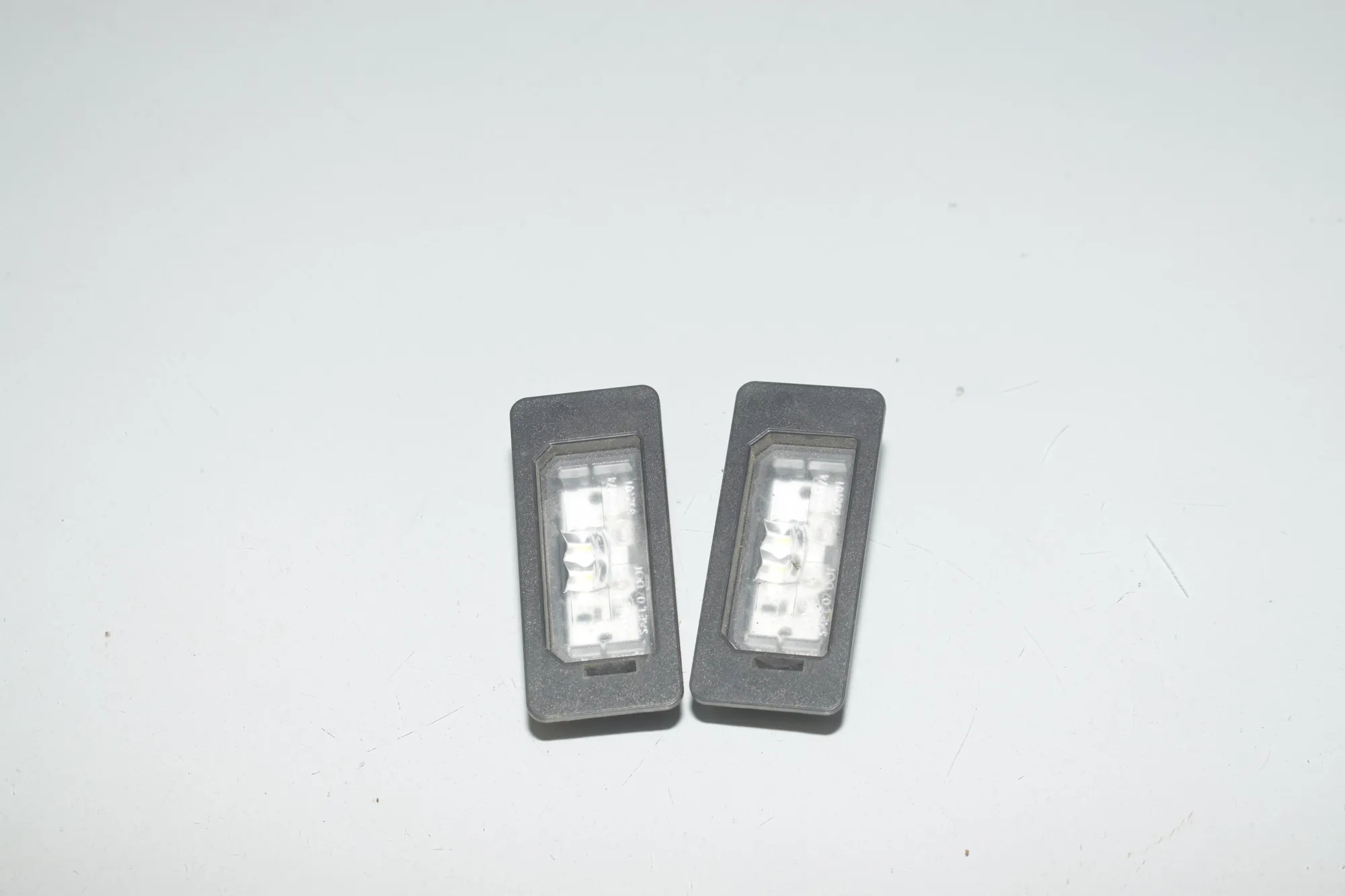 License Plate Lights – OEM 7193293 · BMW 4 Gran Coupe (F36) 418 d 2017 – 2