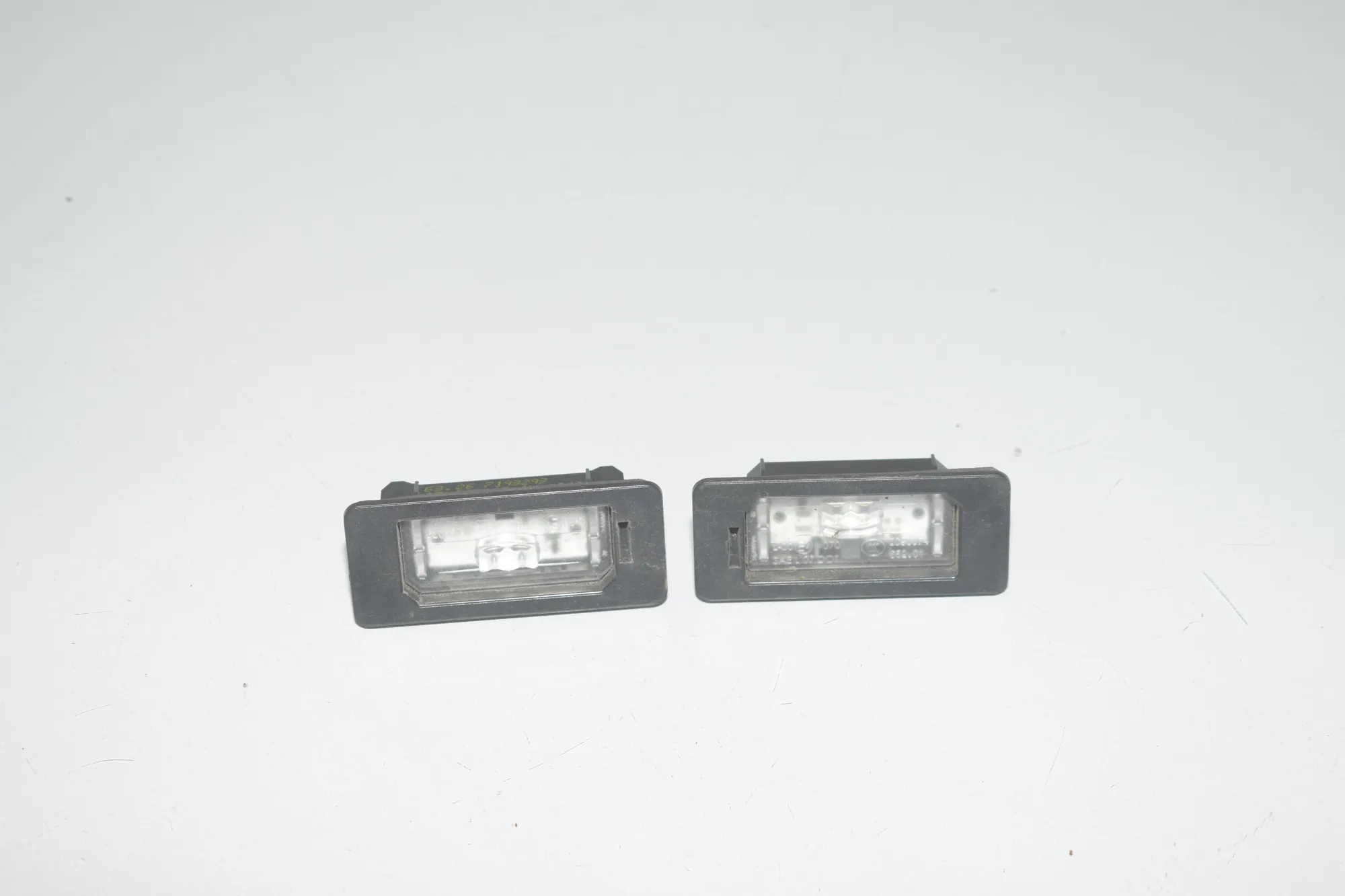 License Plate Lights – OEM 7193293 · BMW 4 Gran Coupe (F36) 418 d 2017