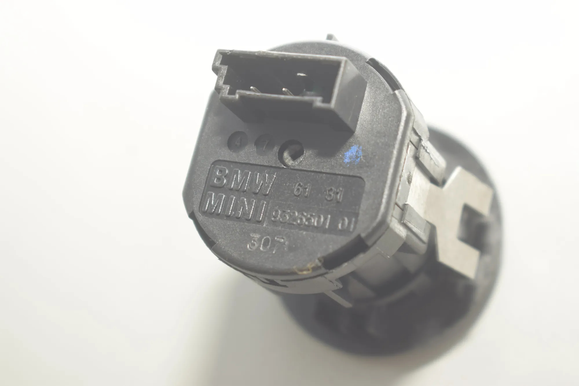 SRS Switch – OEM 9326501 · BMW 4 Gran Coupe (F36) 418 d 2017 – 7