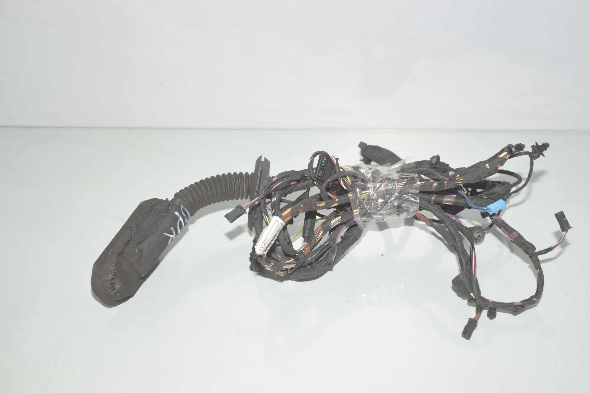 Front Right Door Wiring – OEM 8864793 · BMW 5 Gran Turismo (F07) 530 d 2014