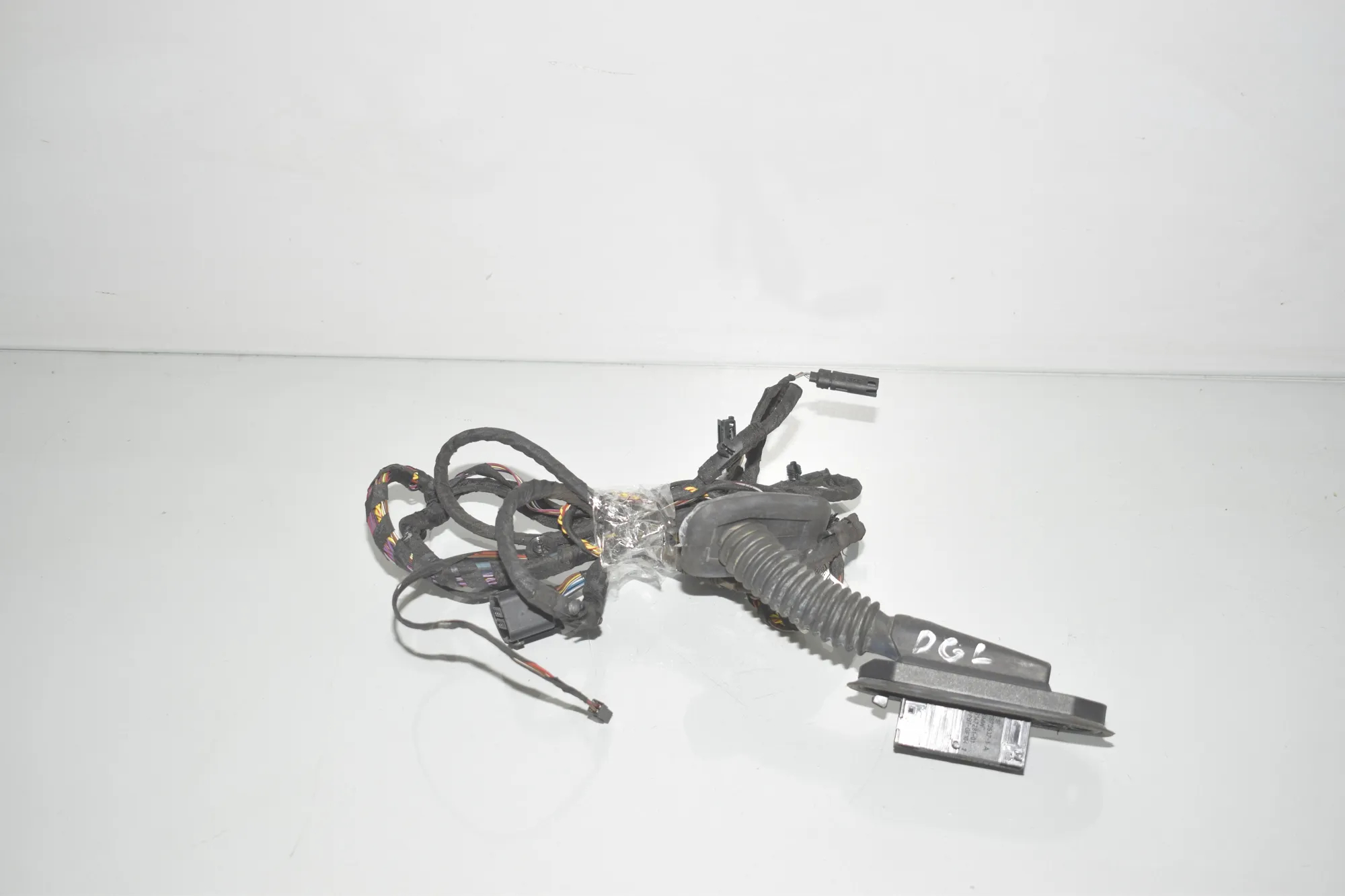 Rear Right Door Wiring – OEM 8864793 · BMW 5 Gran Turismo (F07) 530 d 2014