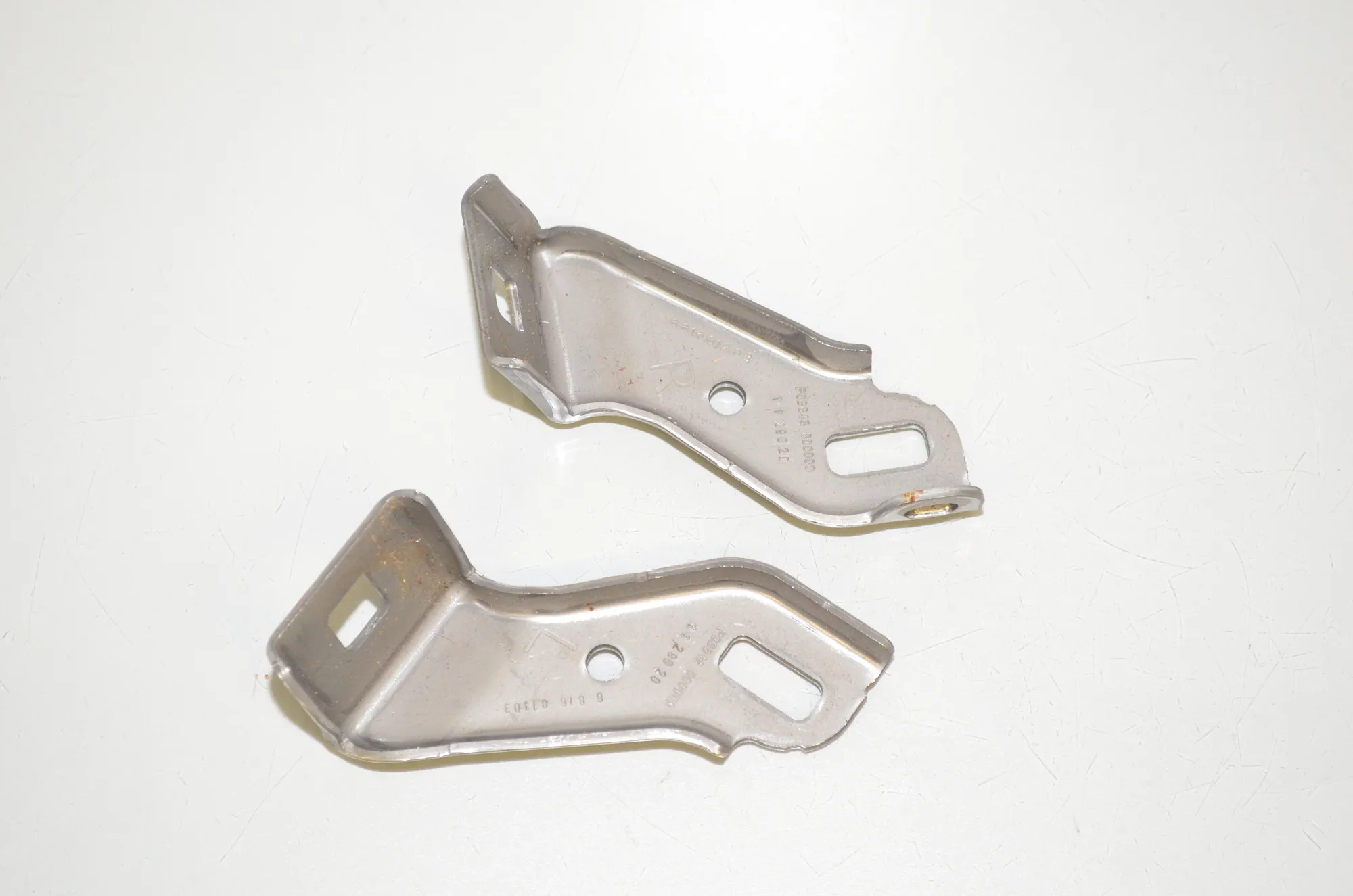 Bracket – OEM 6816812 · BMW 3 Touring (G21) (2019 - -) 330 e Plug-in-Hybrid 2020 – 2