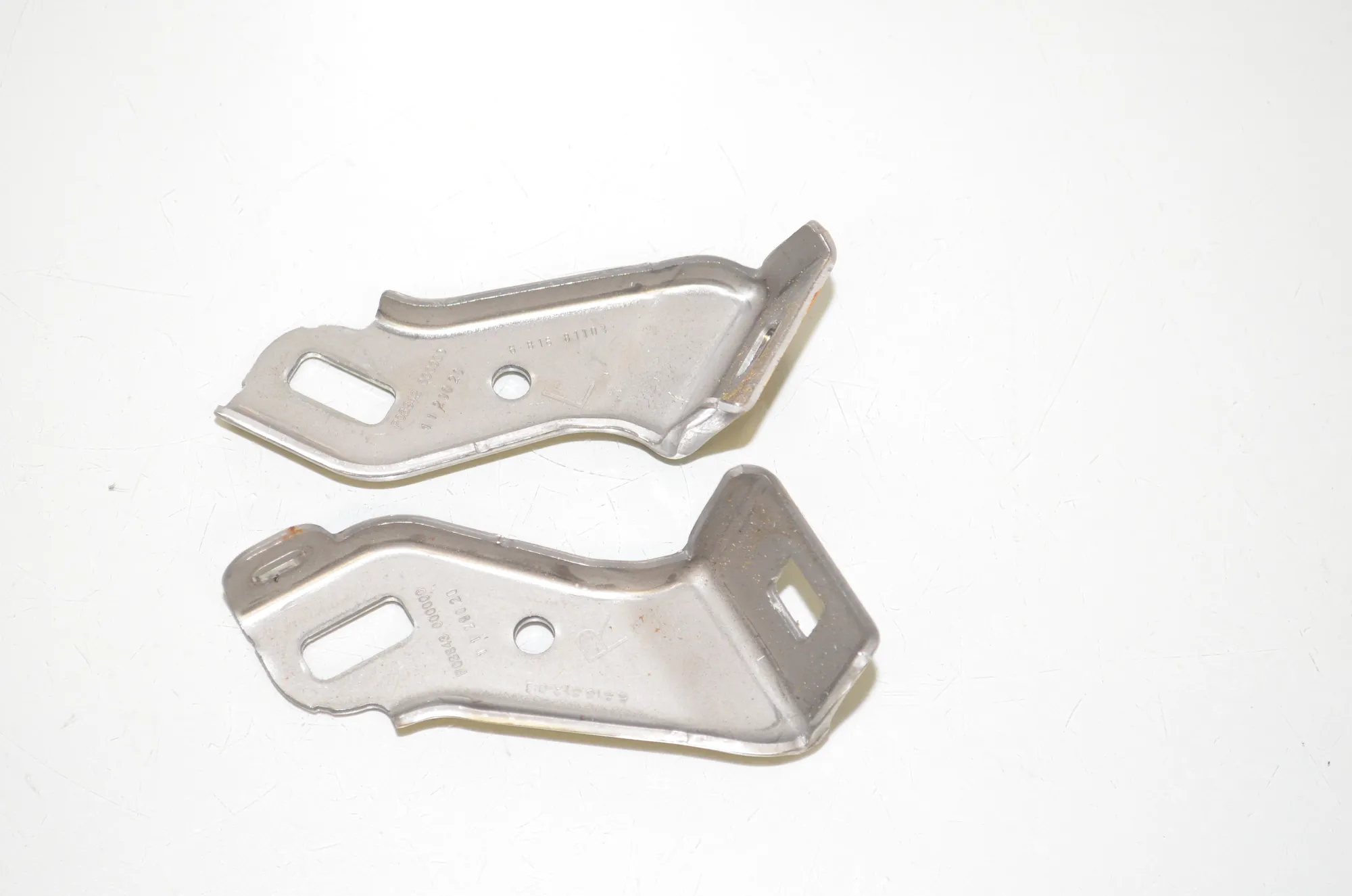 Bracket – OEM 6816812 · BMW 3 Touring (G21) (2019 - -) 330 e Plug-in-Hybrid 2020