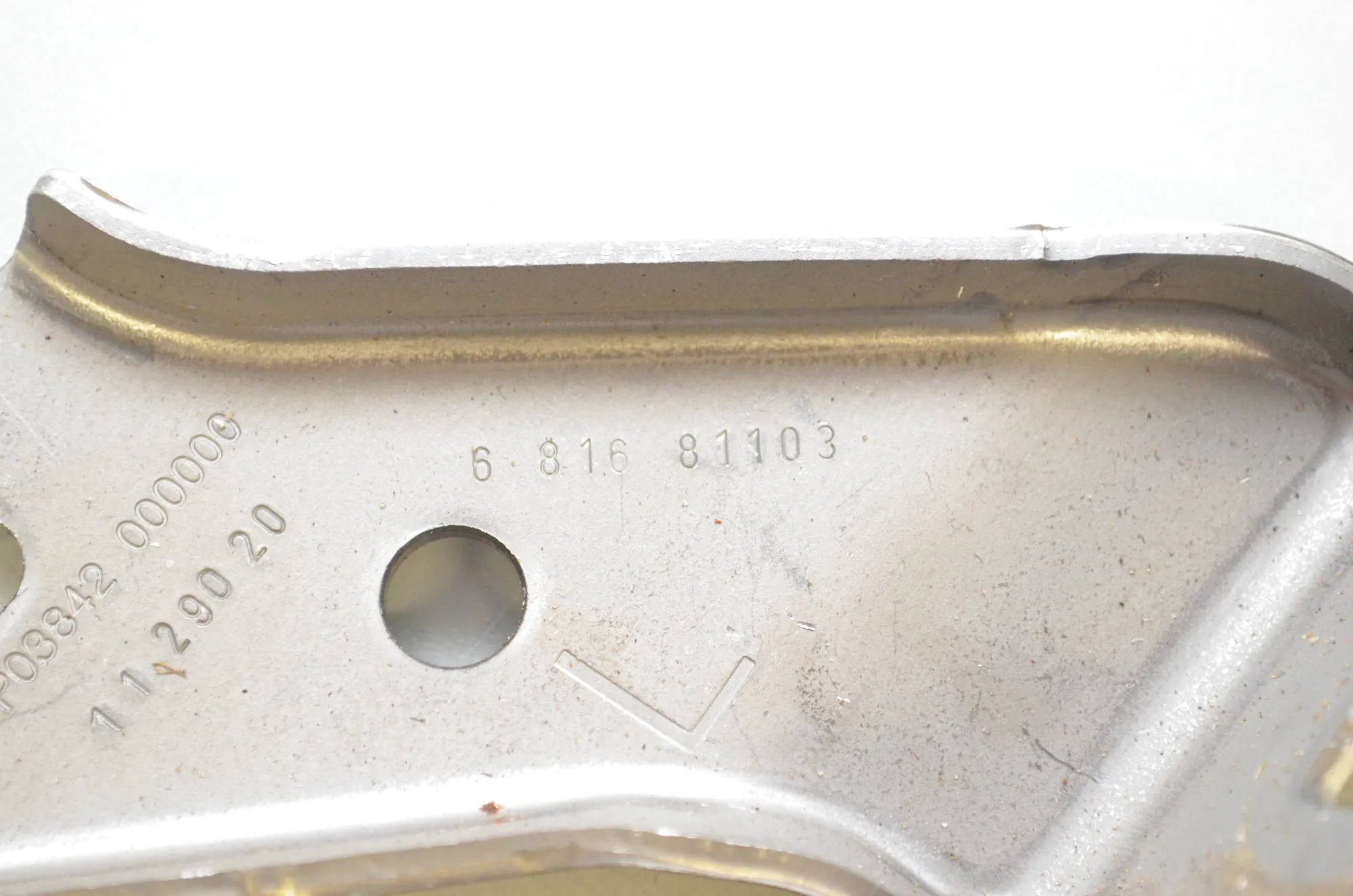 Bracket – OEM 6816812 · BMW 3 Touring (G21) (2019 - -) 330 e Plug-in-Hybrid 2020 – 6