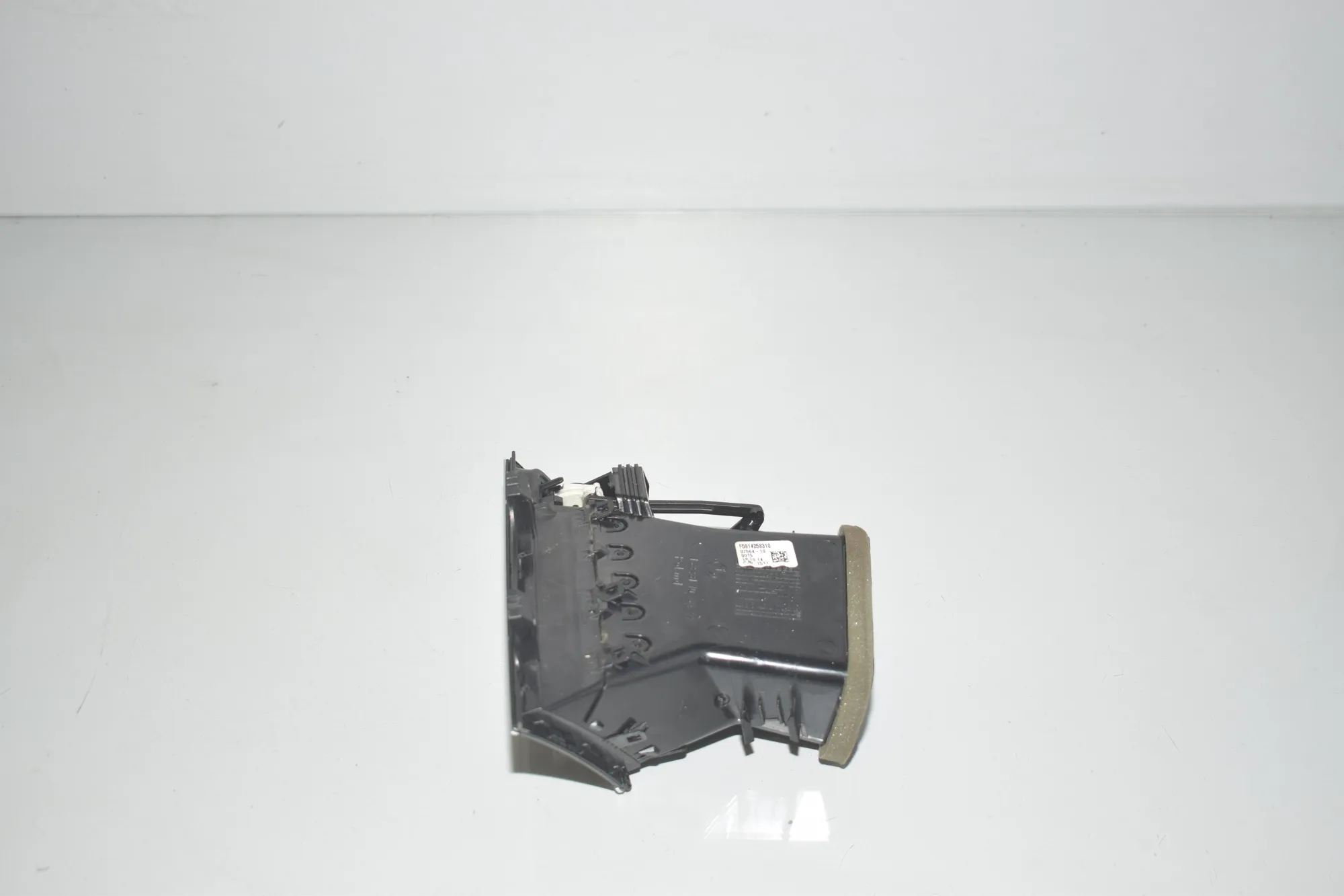 Dashboard Air Vents – OEM 9142583 · BMW 5 Gran Turismo (F07) 530 d 2014 – 4
