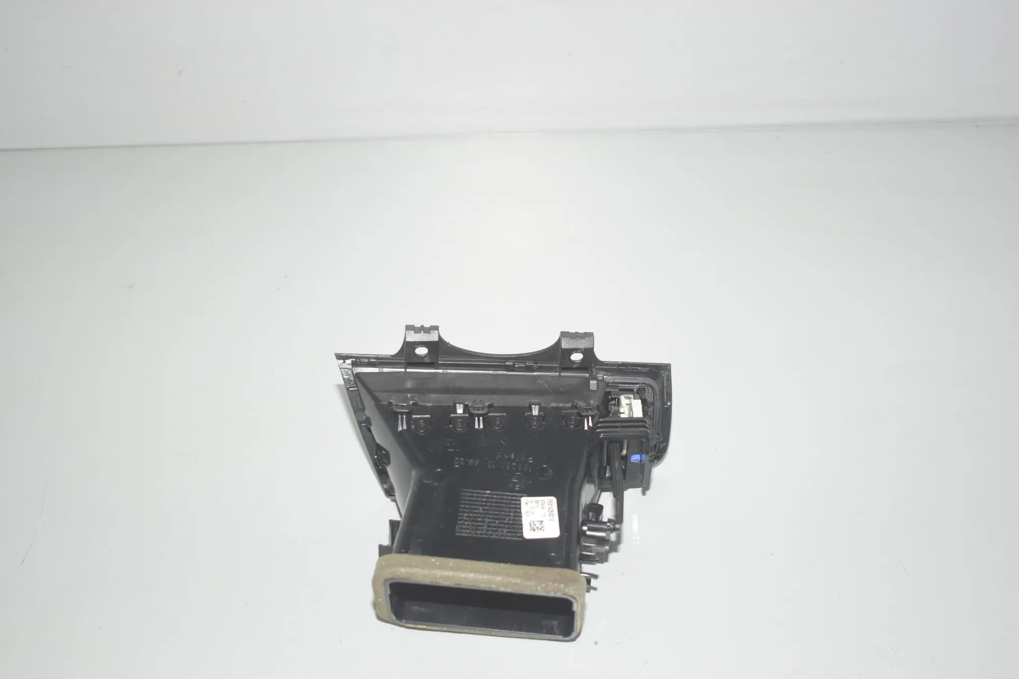Dashboard Air Vents – OEM 9142583 · BMW 5 Gran Turismo (F07) 530 d 2014 – 3