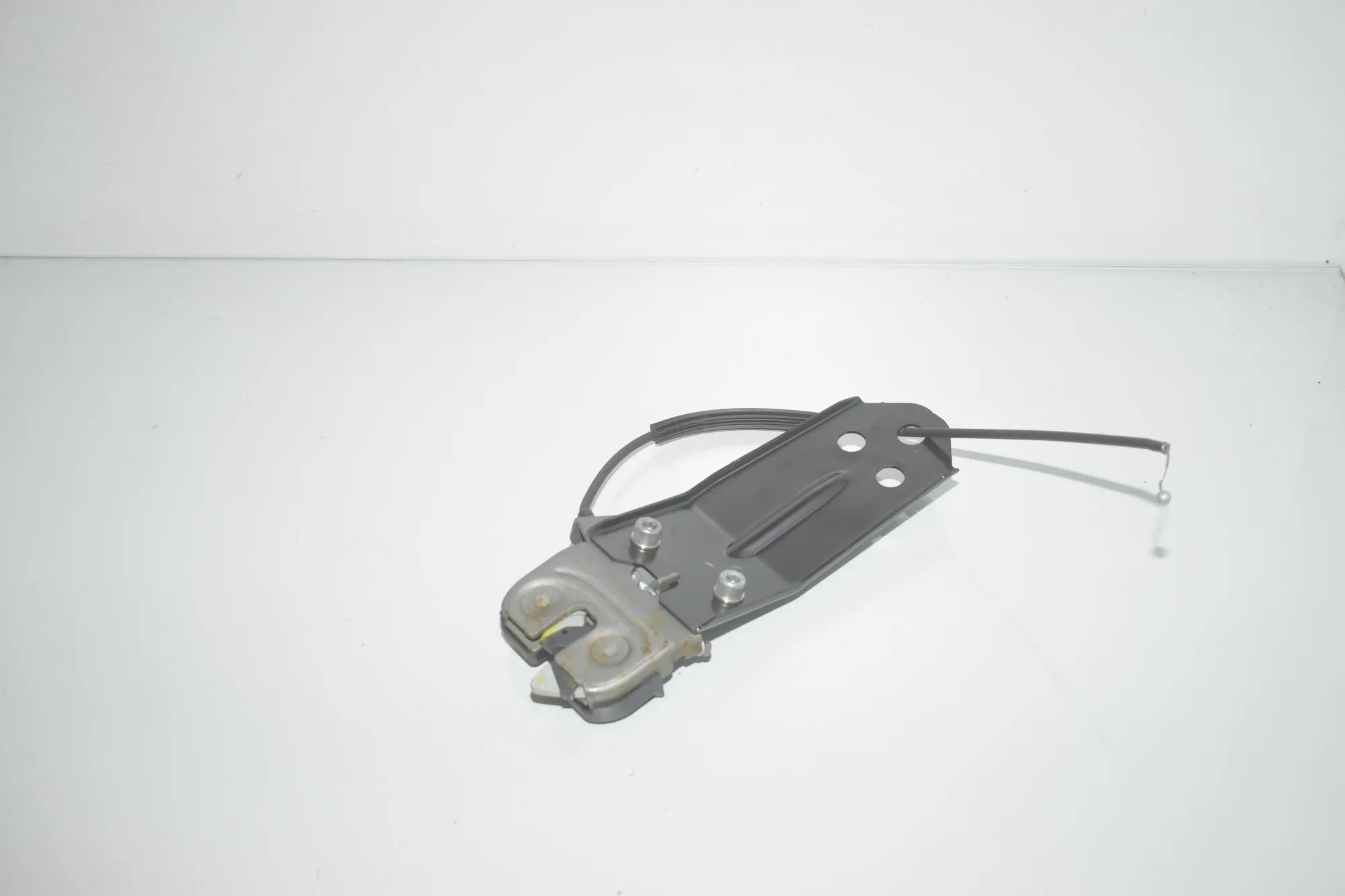 Rear Seat Backrest Lock – OEM 7329296 · BMW 5 Gran Turismo (F07) 530 d 2014 – 3