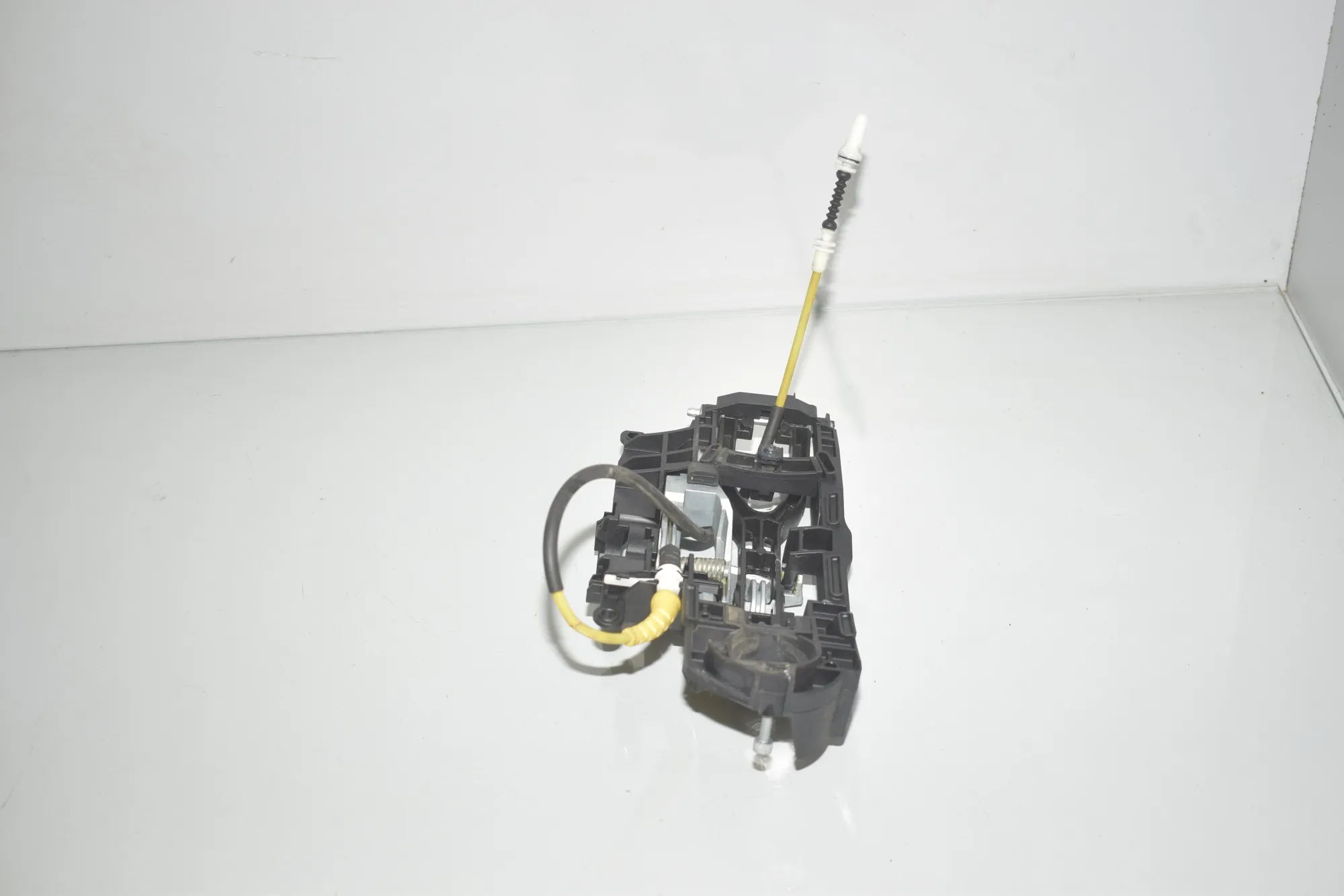 Rear Left Door Interior Handle Frame – OEM 7175649 · BMW 5 Gran Turismo (F07) 530 d 2014 – 2