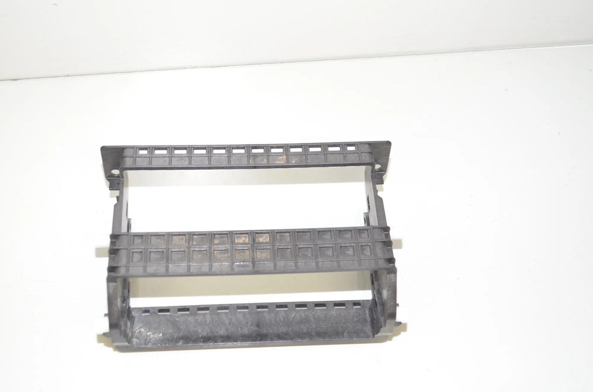 Bracket – OEM 6821238 · BMW 3 Touring (G21) (2019 - -) 330 e Plug-in-Hybrid 2020 – 3