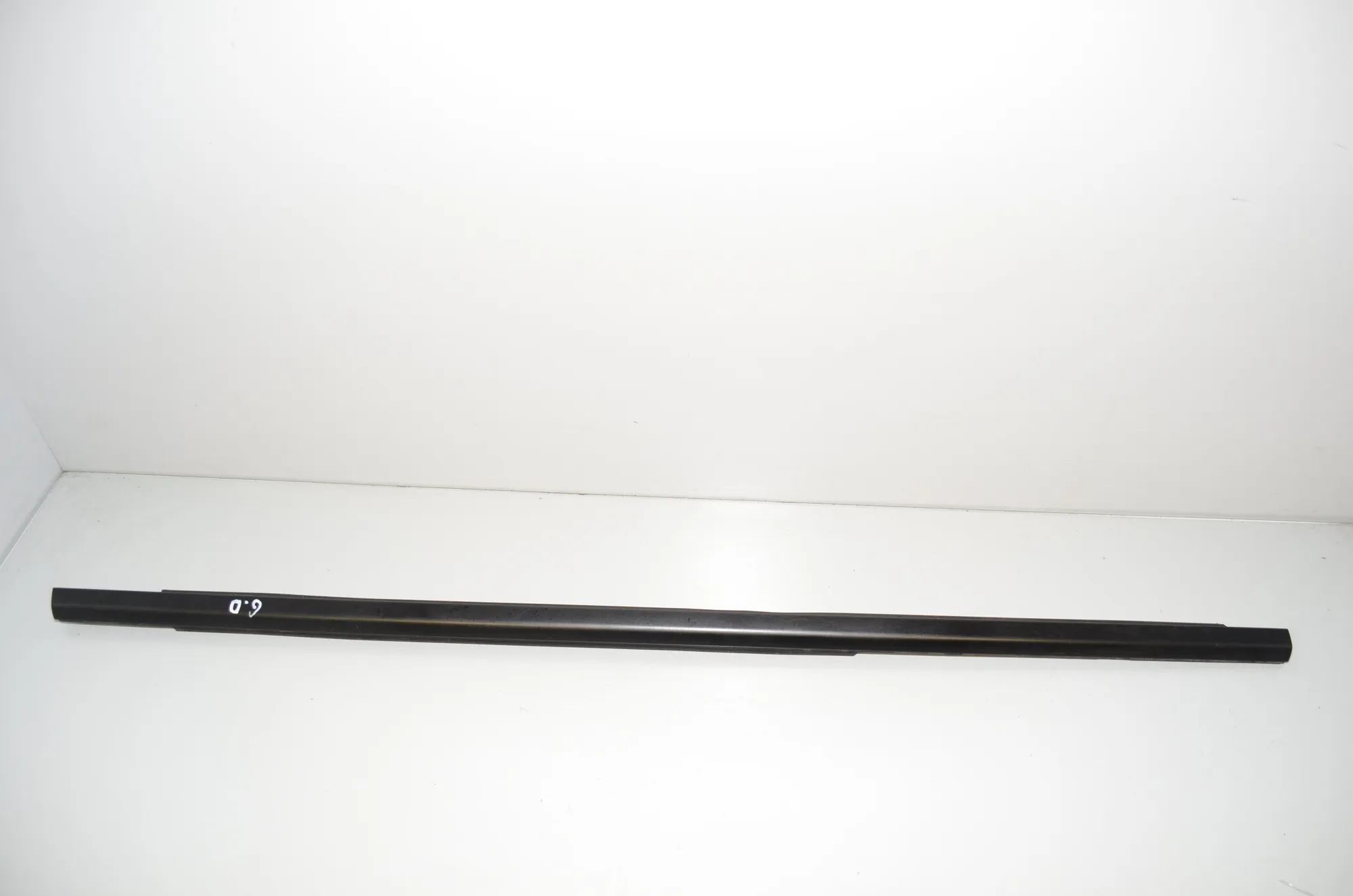 Rear Right Door Window Strip – OEM 7433986 · BMW 3 Touring (G21) (2019 - -) 330 e Plug-in-Hybrid 2020 – 2