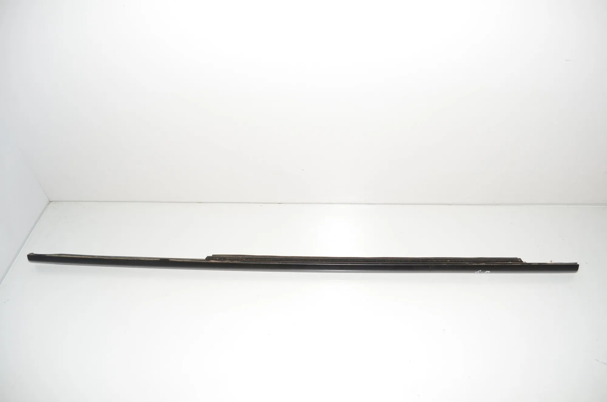Rear Right Door Window Strip – OEM 7433986 · BMW 3 Touring (G21) (2019 - -) 330 e Plug-in-Hybrid 2020 – 4