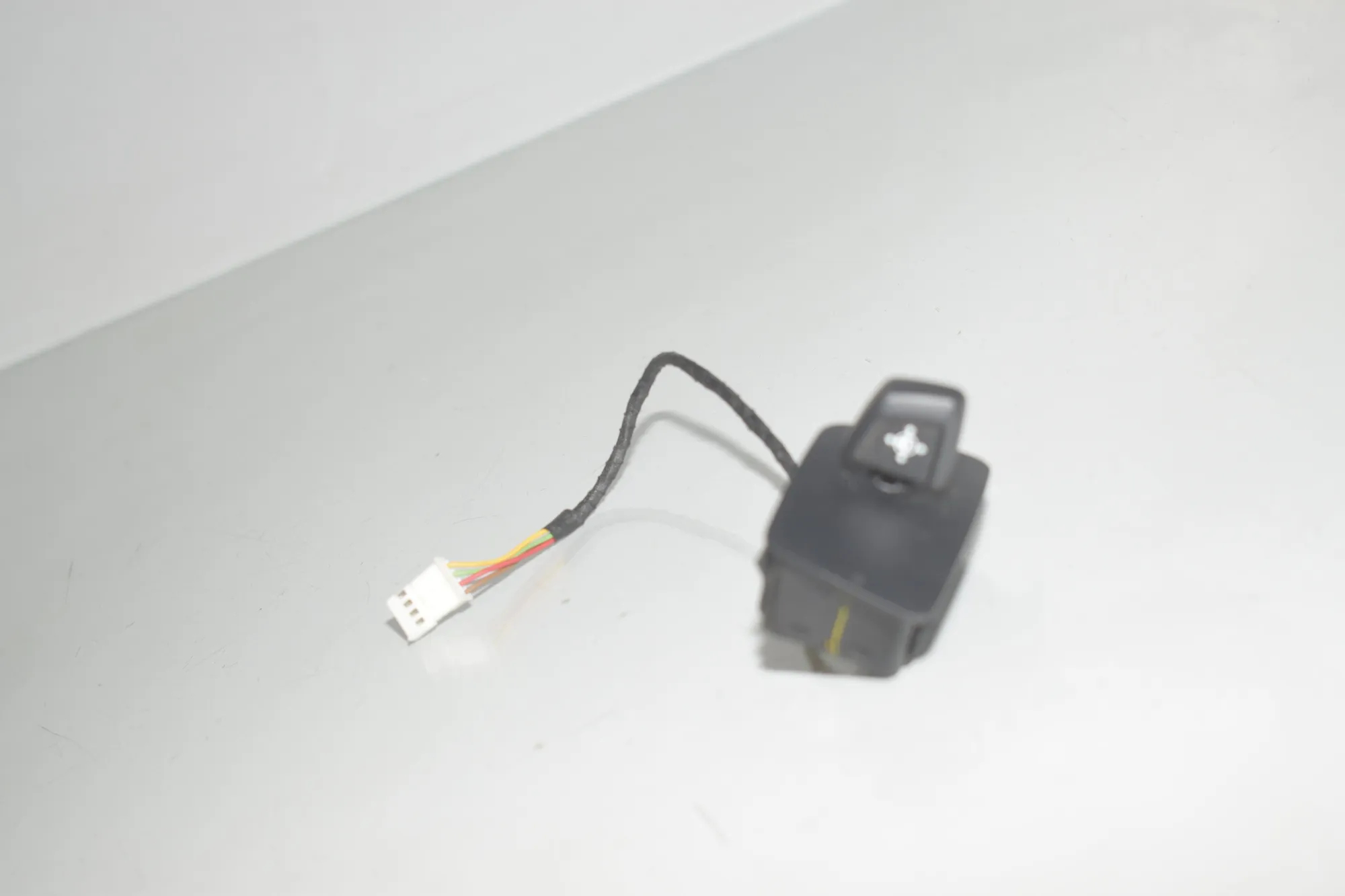 Steering Wheel Position Control Knob – OEM 9188877 · BMW 5 Gran Turismo (F07) 530 d 2014 – 3