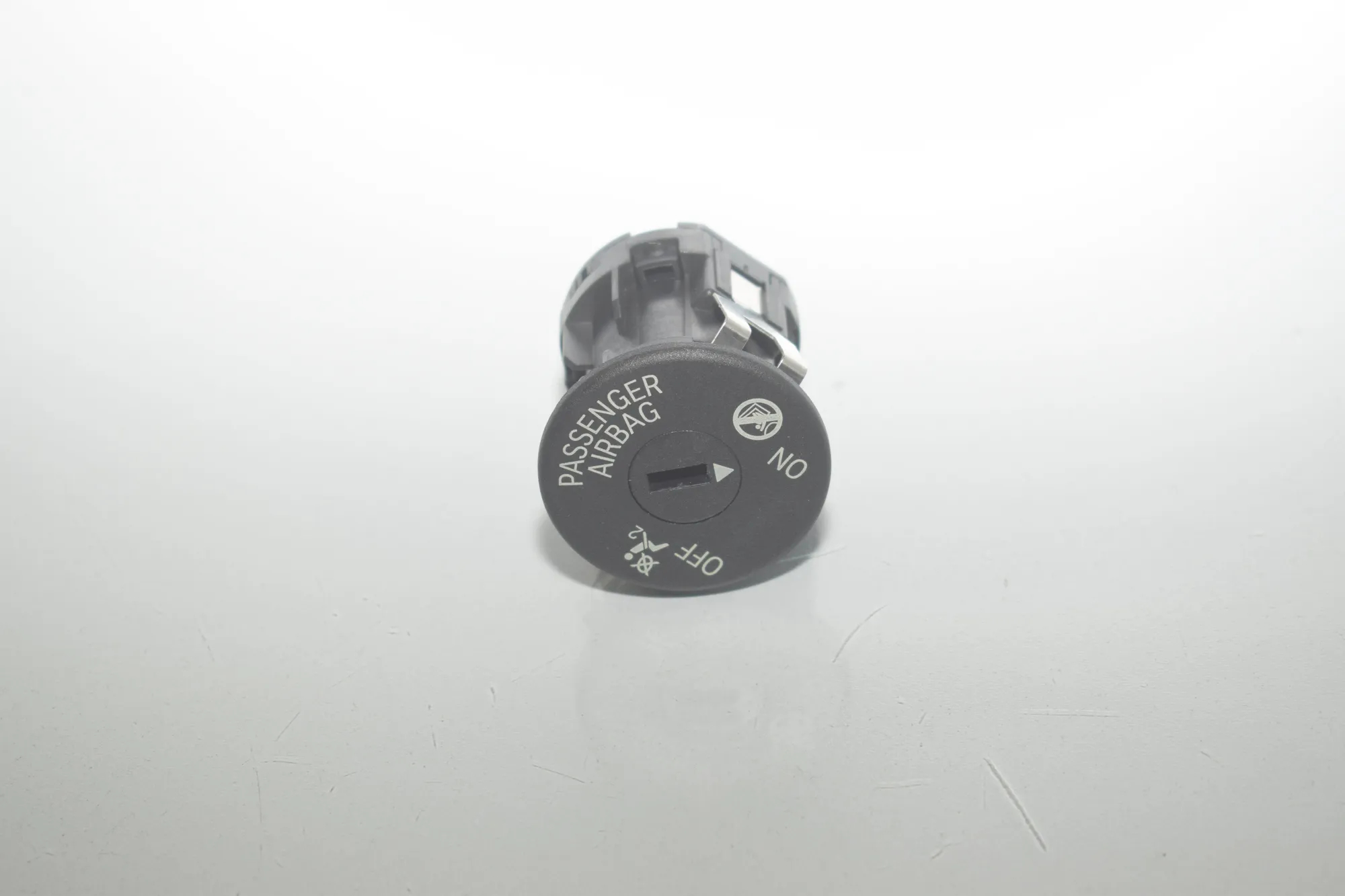 SRS Switch – OEM 9326501 · BMW 5 Gran Turismo (F07) 530 d 2014