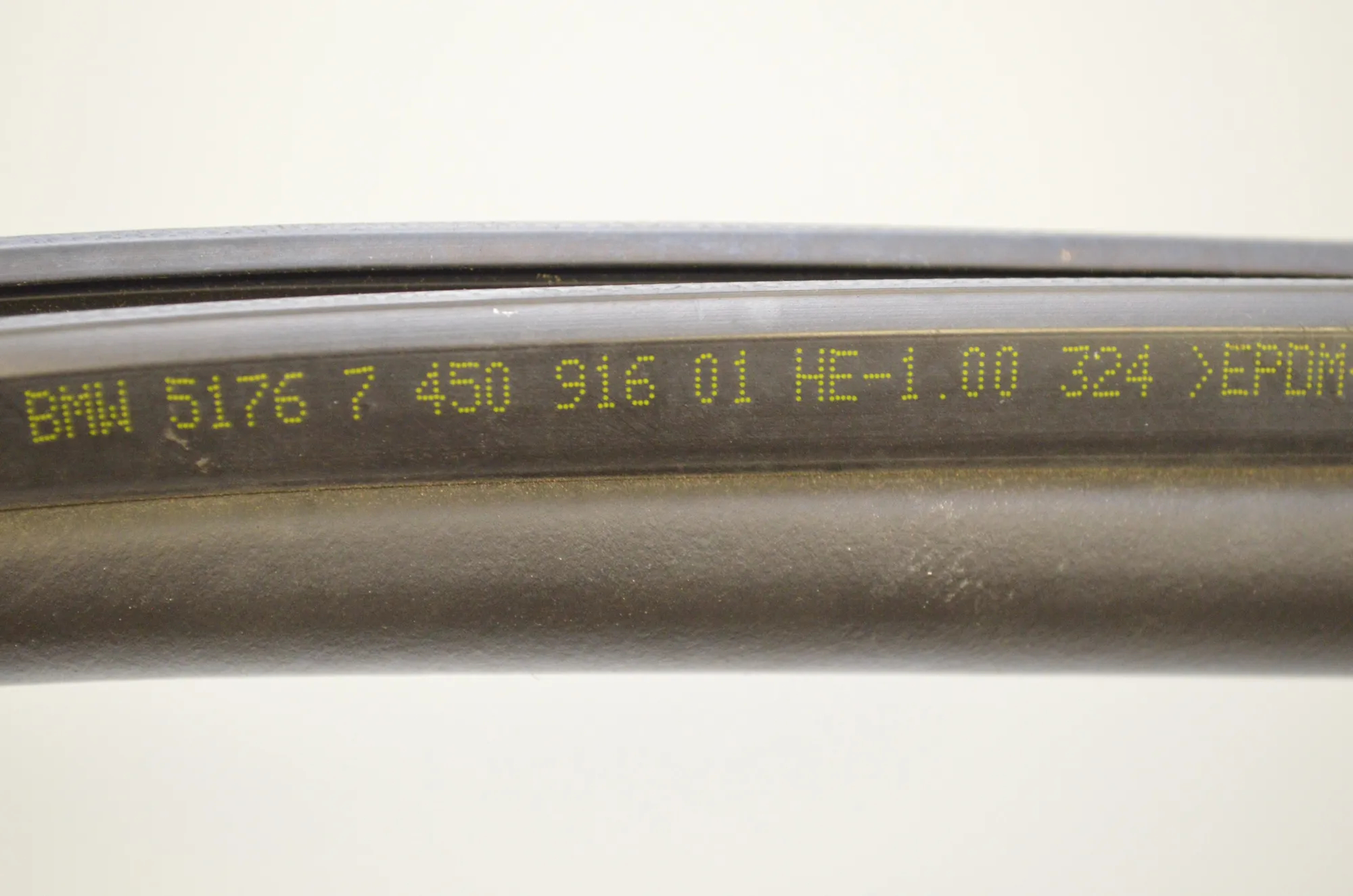 Engine Rubber Seal – OEM 7450916 · BMW 1 (F40) BMW 1 (F40) (F40) 118i 2022 – 5