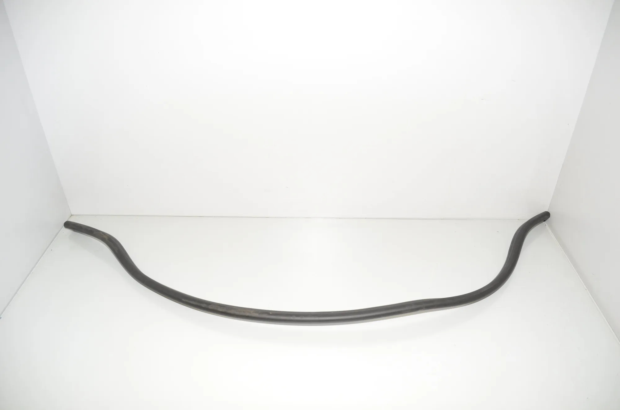 Engine Rubber Seal – OEM 7450916 · BMW 1 (F40) BMW 1 (F40) (F40) 118i 2022