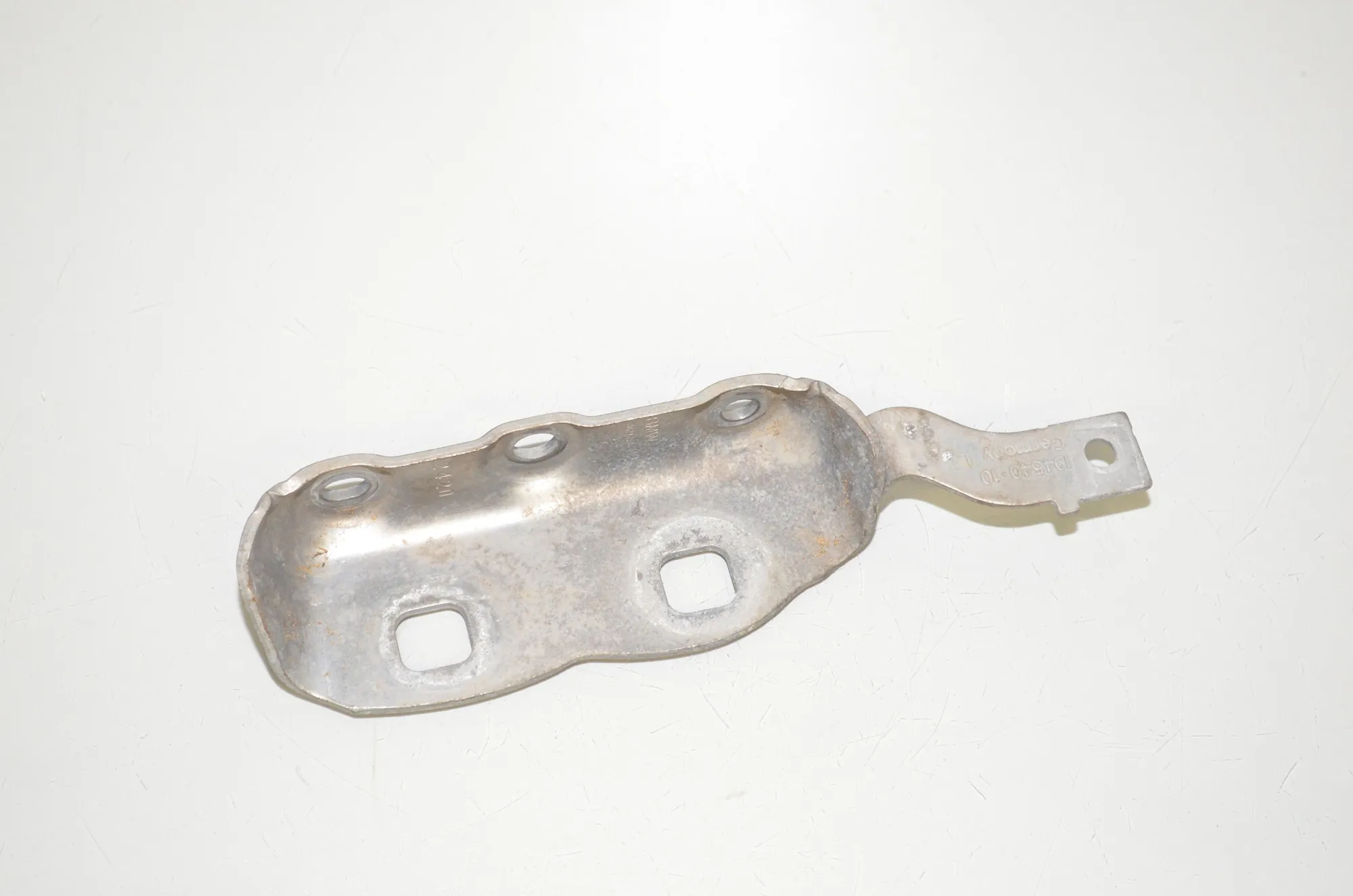 Bracket – OEM 8624558 · BMW 3 Touring (G21) (2019 - -) 330 e Plug-in-Hybrid 2020