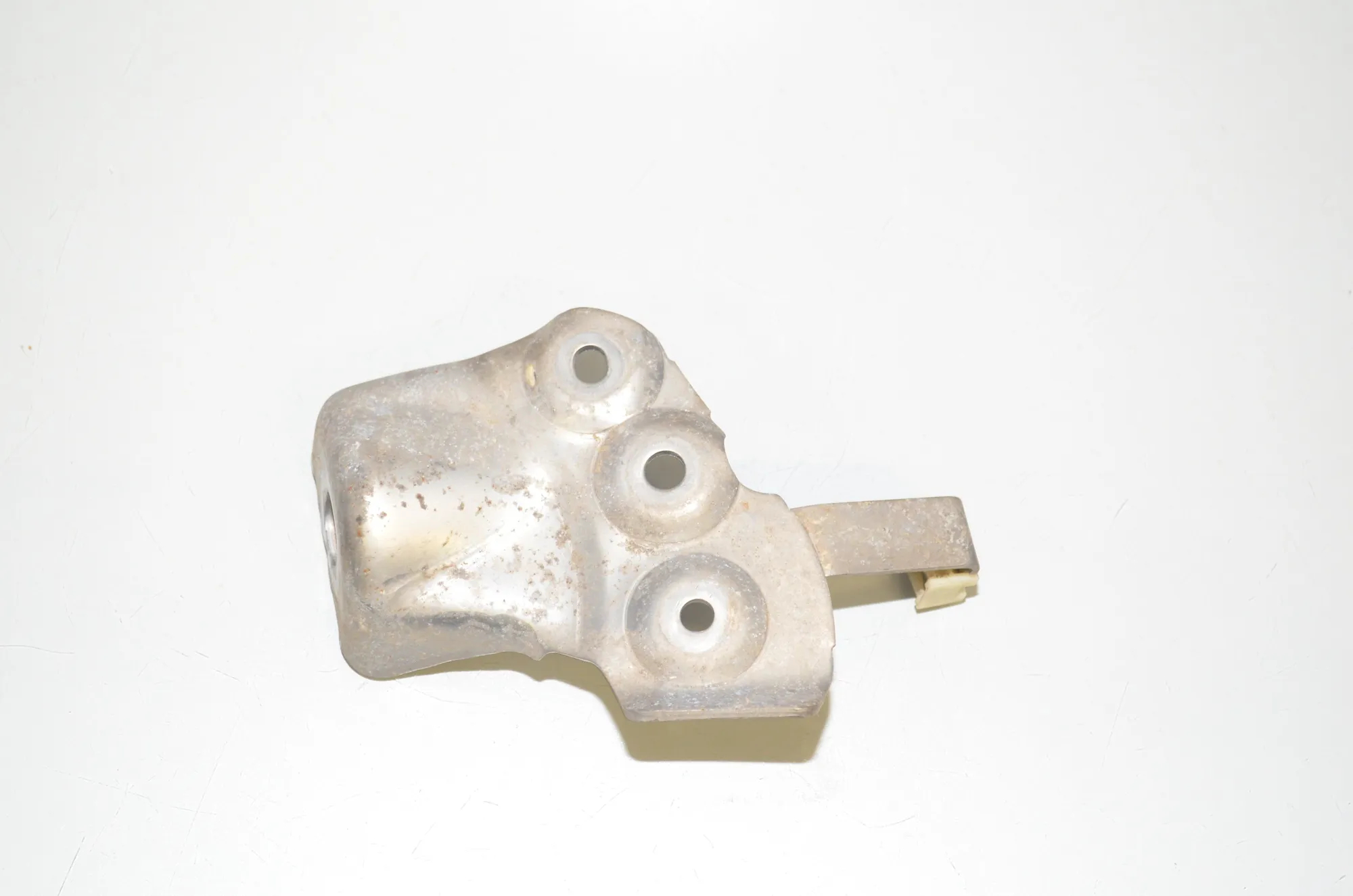 Bracket – OEM 707949 · BMW 3 Touring (G21) (2019 - -) 330 e Plug-in-Hybrid 2020 – 4