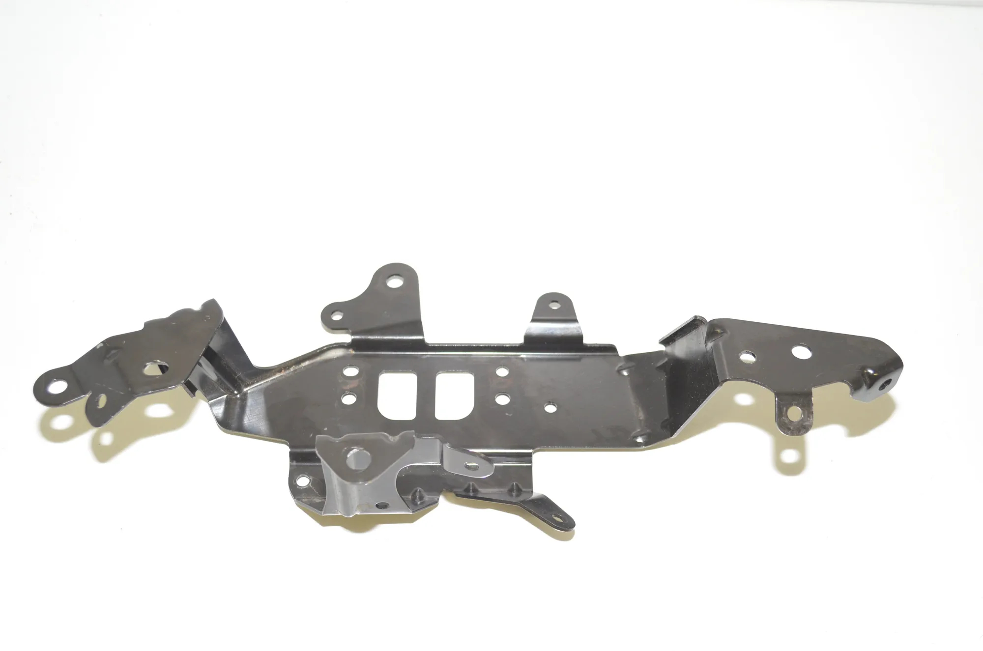 Bracket – OEM 6817999 · BMW 3 Touring (G21) (2019 - -) 330 e Plug-in-Hybrid 2020 – 4
