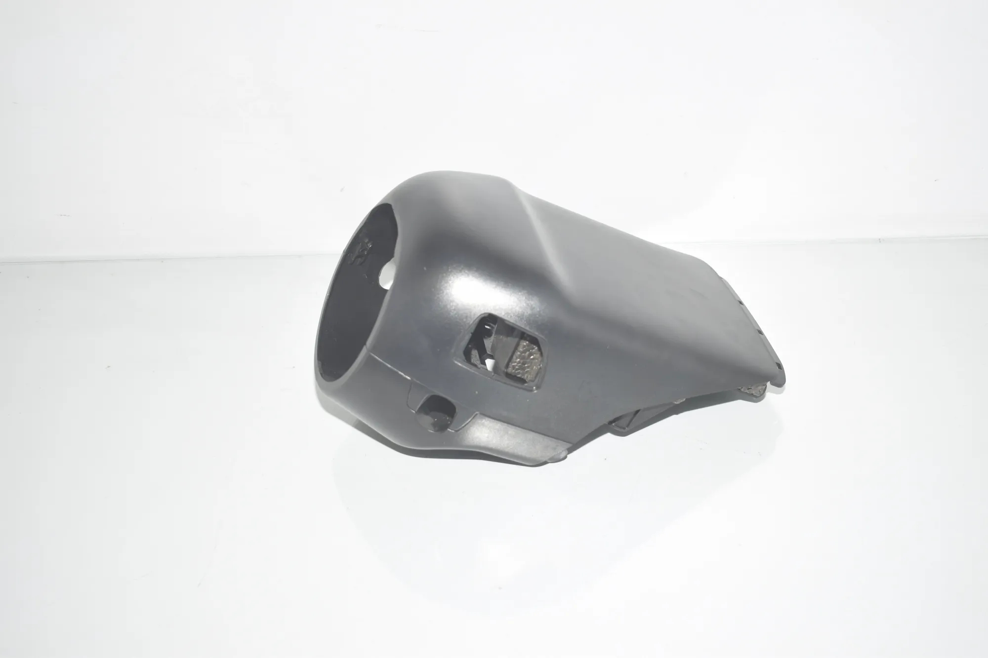 Steering Mechanism Trim – OEM 9220824 · BMW 5 Gran Turismo (F07) 530 d 2014 – 2