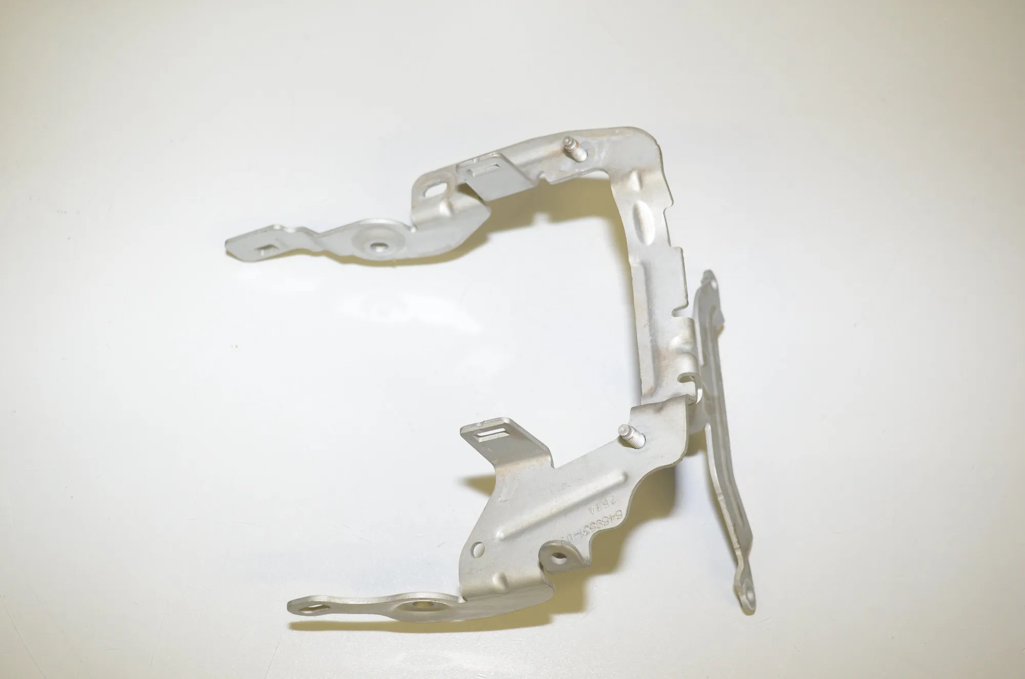 Bracket – OEM 8489531 · BMW 3 Touring (G21) (2019 - -) 330 e Plug-in-Hybrid 2020