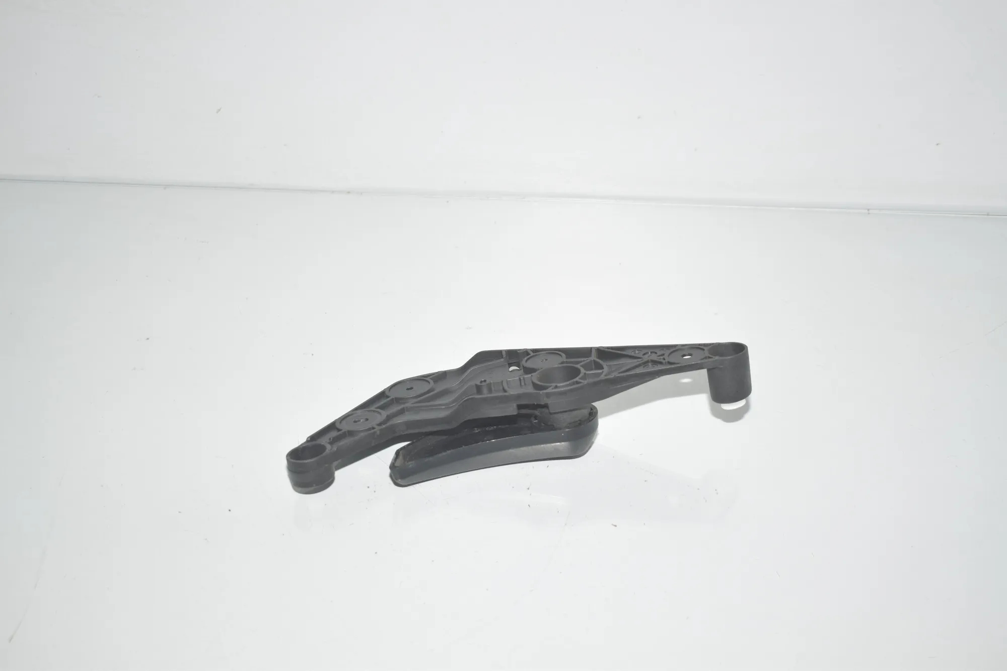 Bonnet Release Handle – OEM 9114002 · BMW 5 Gran Turismo (F07) 530 d 2014 – 3