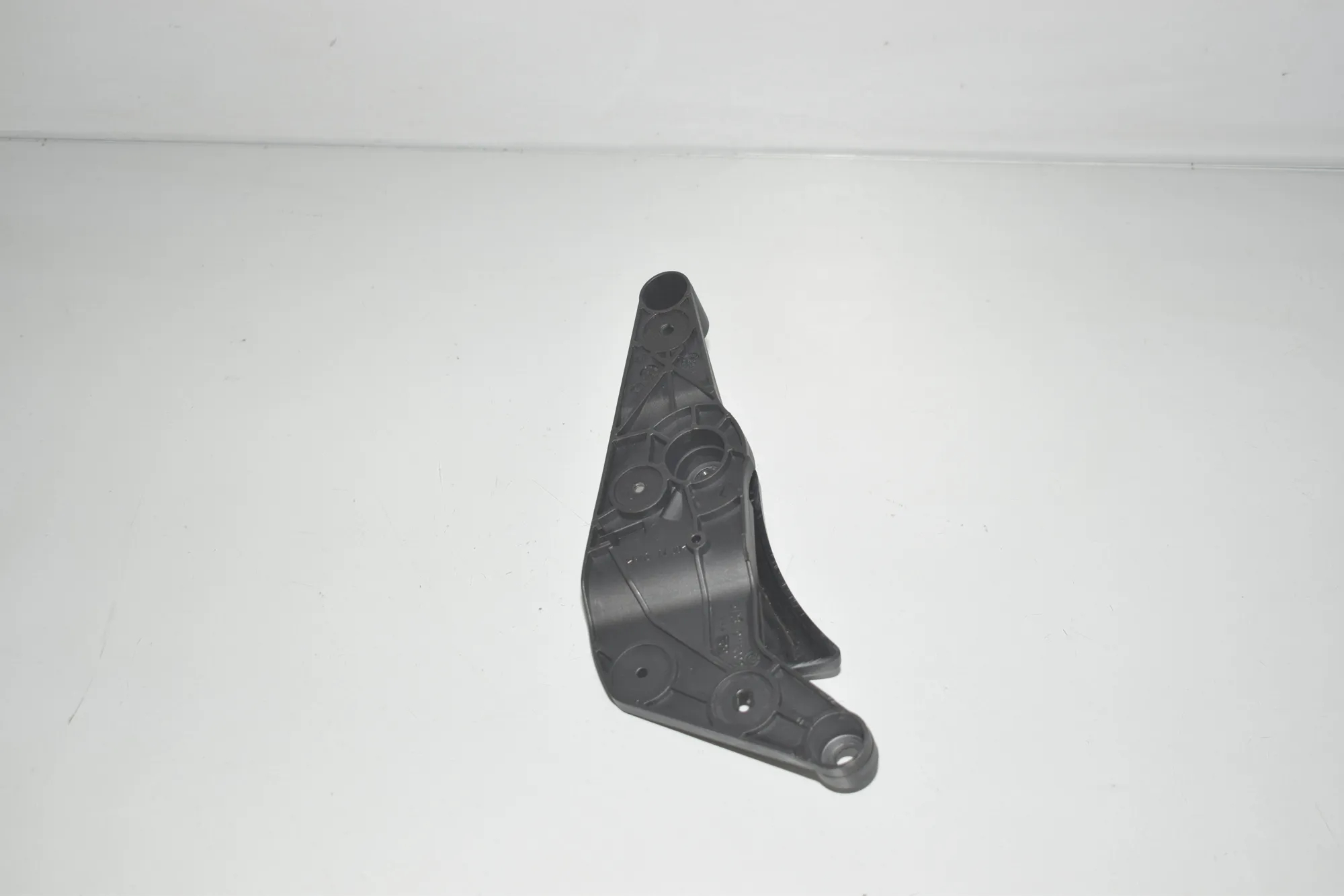 Bonnet Release Handle – OEM 9114002 · BMW 5 Gran Turismo (F07) 530 d 2014 – 4