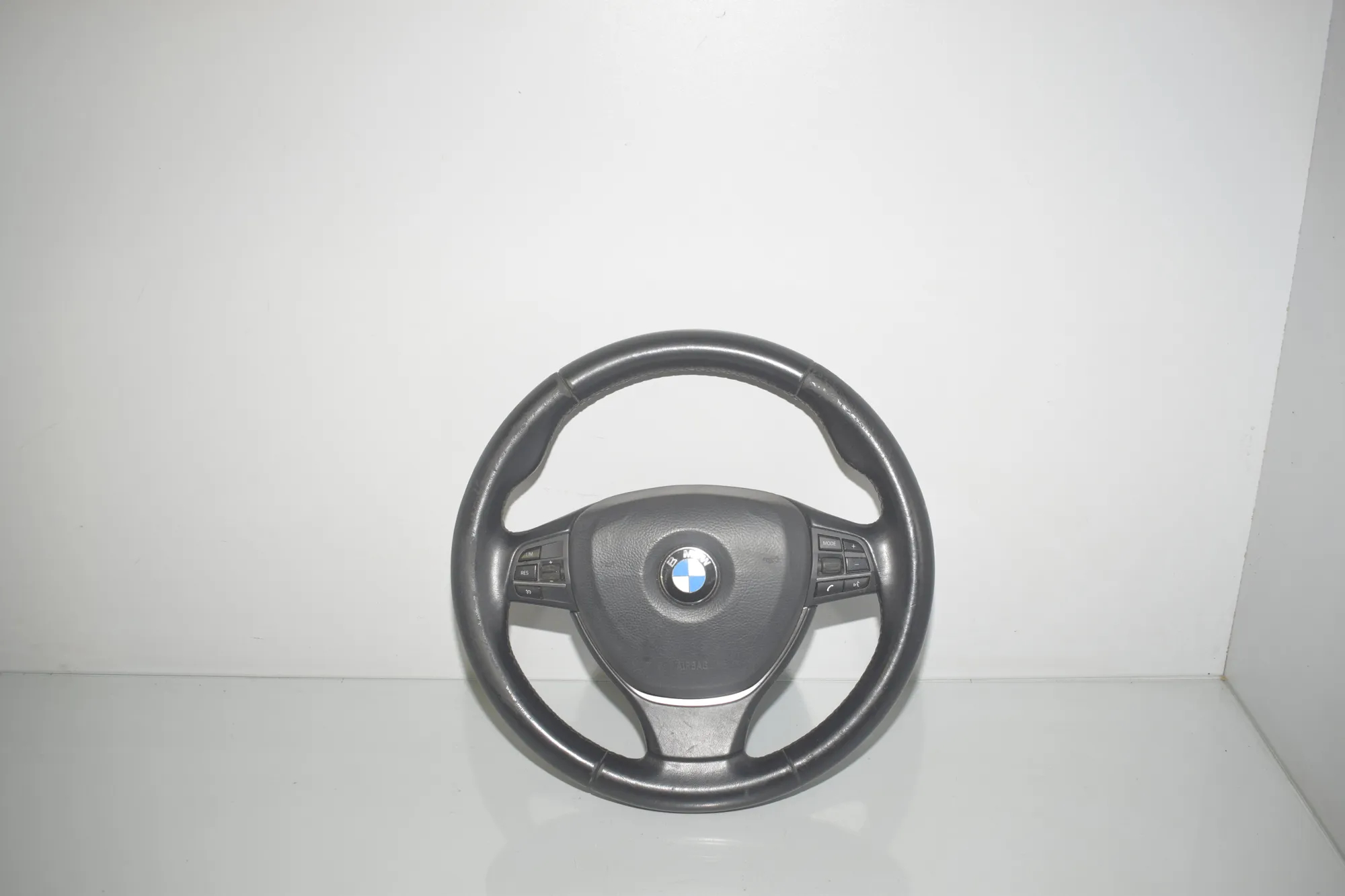 Steering Wheel – OEM 8647931 · BMW 5 Gran Turismo (F07) 530 d 2014 – 2
