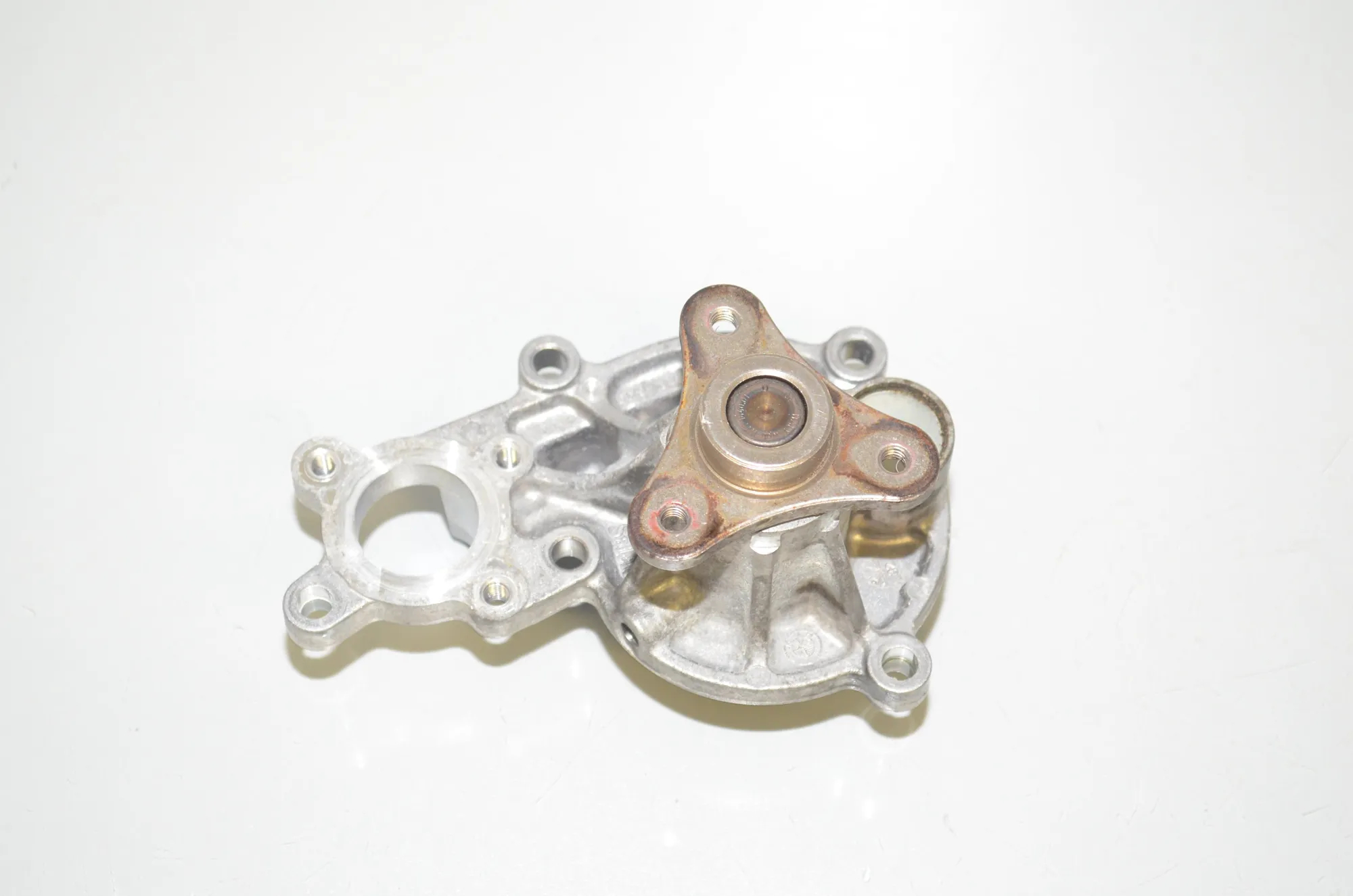 Water Pump – OEM 5A12C80 · BMW 3 Touring (G21) (2019 - -) 330 e Plug-in-Hybrid 2020 – 2