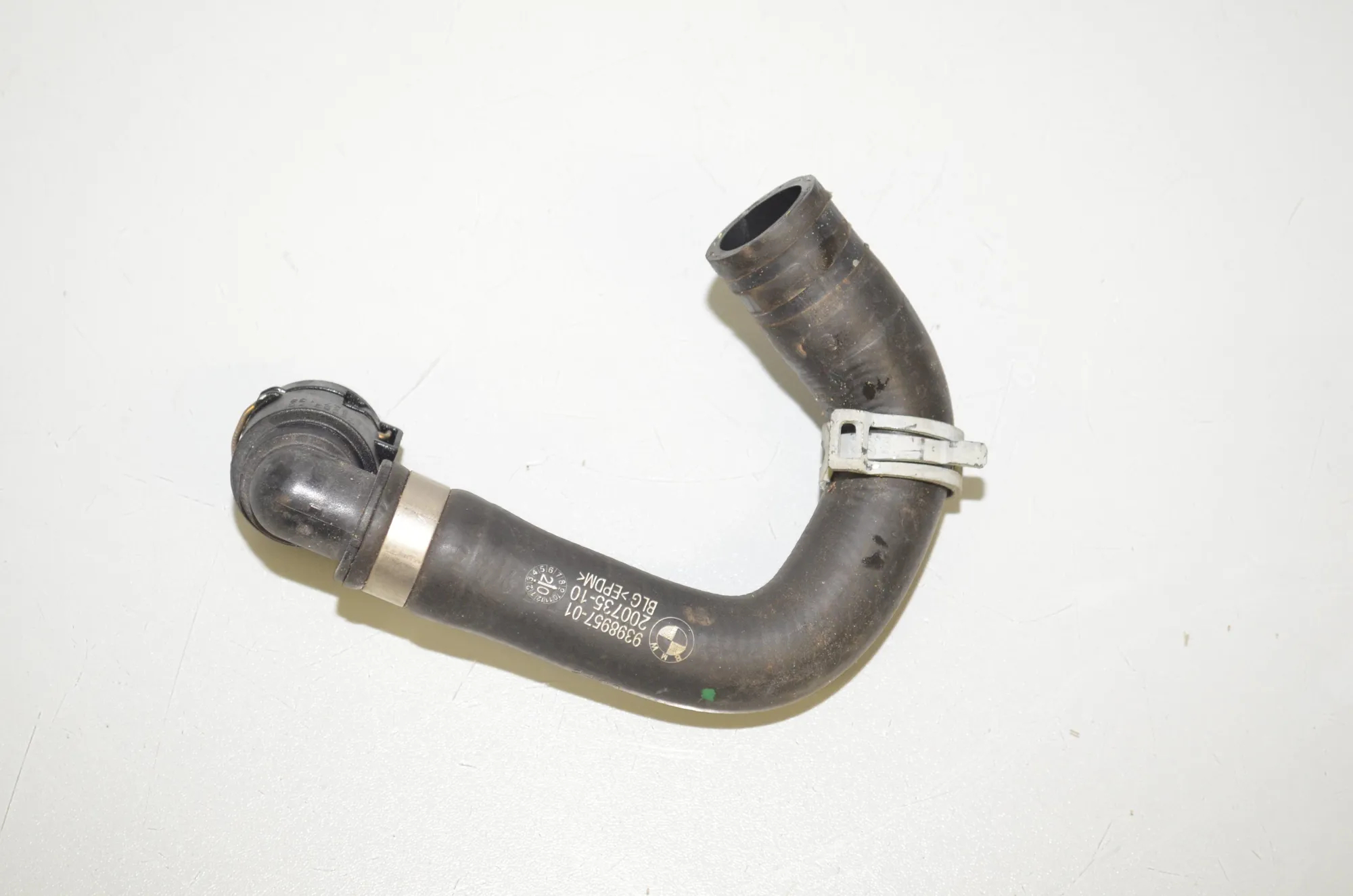Coolant Hose Pipe – OEM 9398957 · BMW 3 Touring (G21) (2019 - -) 330 e Plug-in-Hybrid 2020 – 2